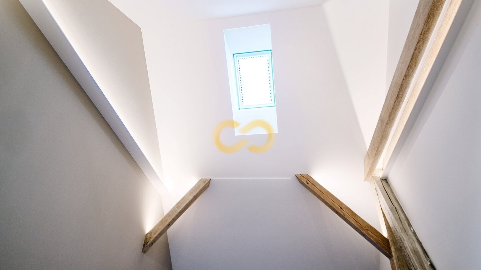 05-otevřený strop.jpg