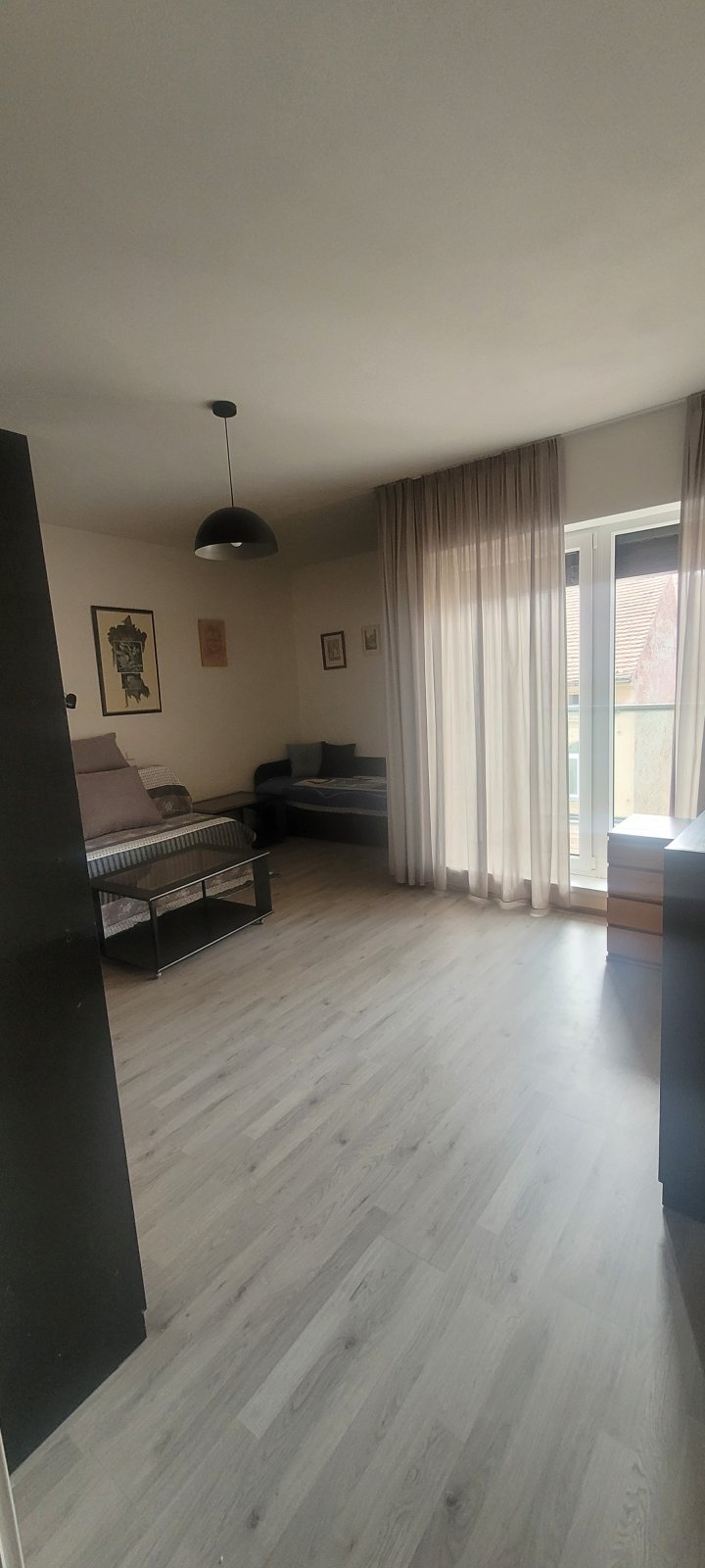 Vetsi pokoj 1.jpg