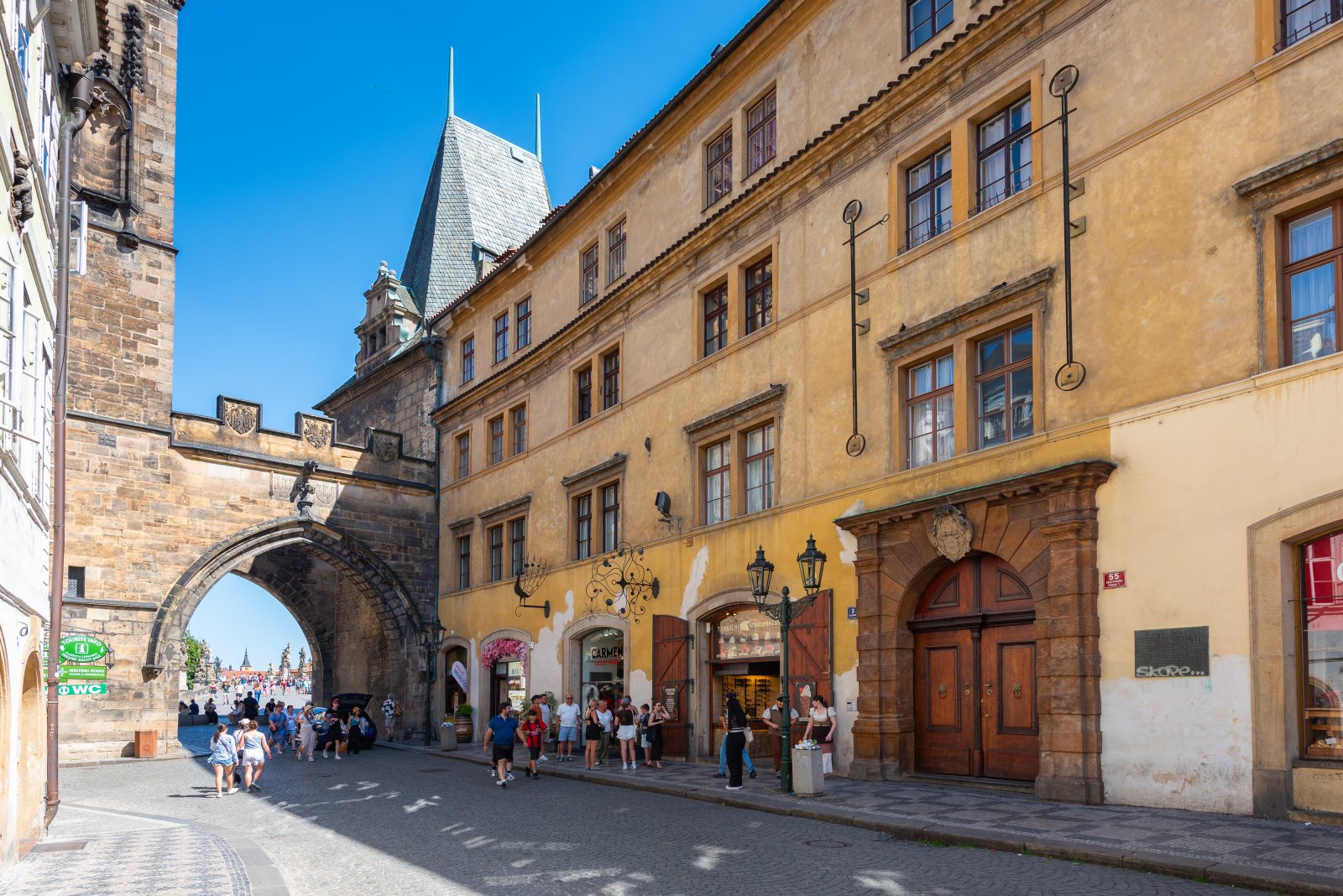 Byt Mostecká (45 of 45).jpg