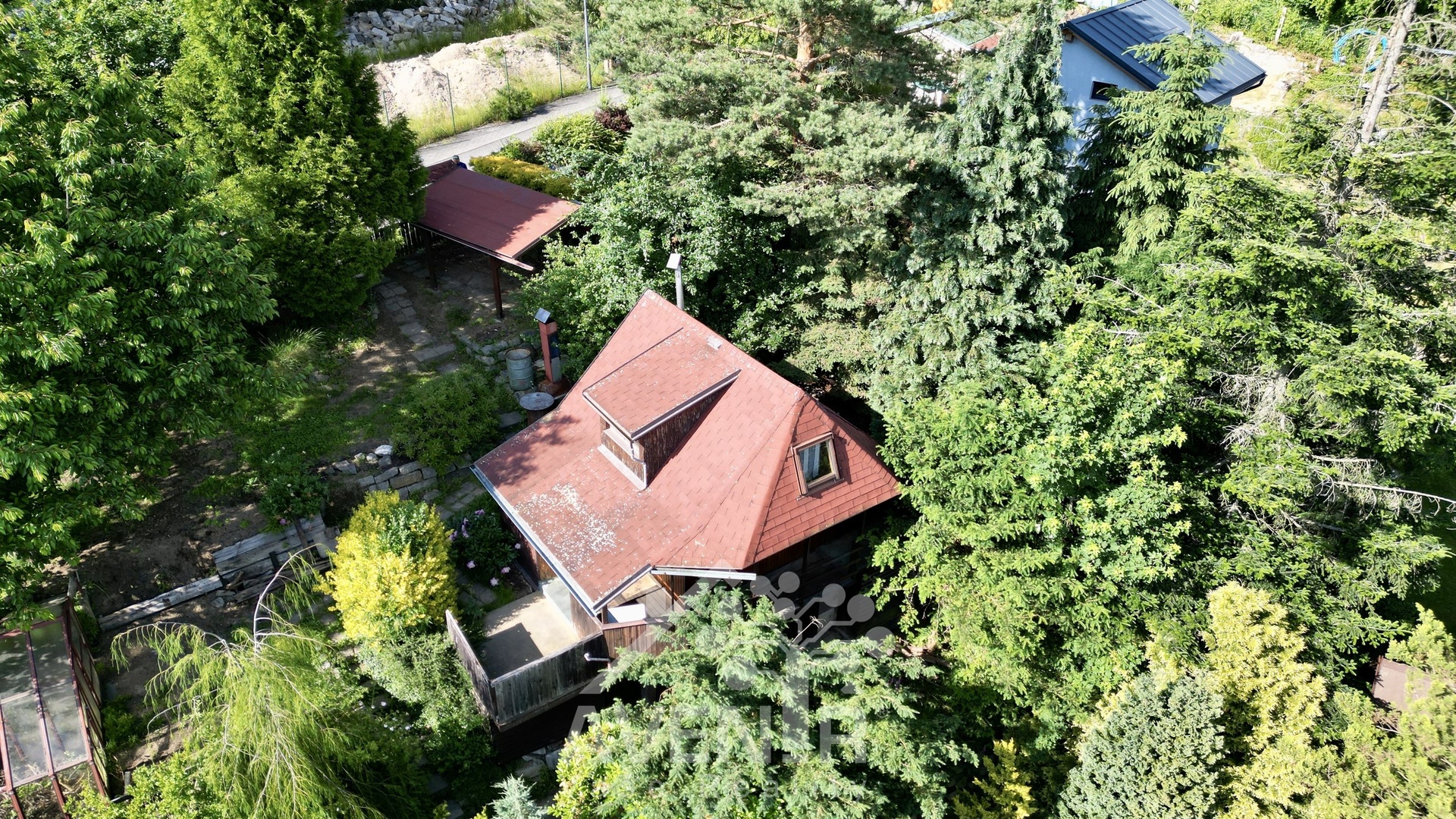 dji_fly_20250619_170444_947_1750346674683_photo