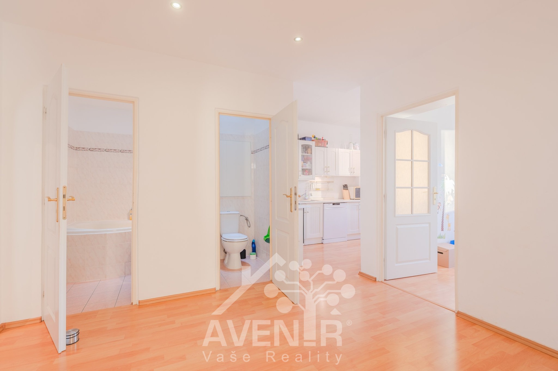 Chodba pohled od loz?nice