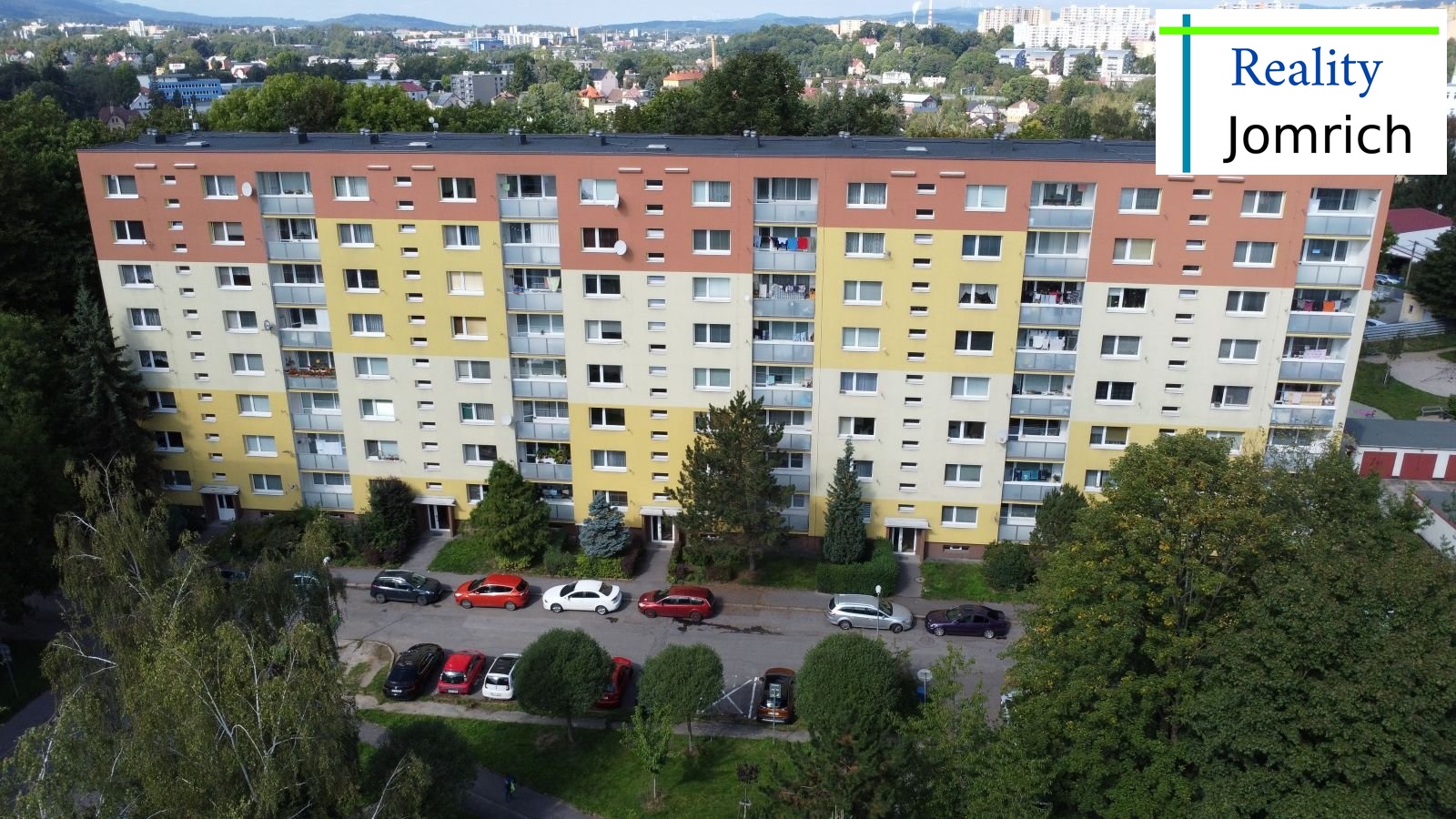 První