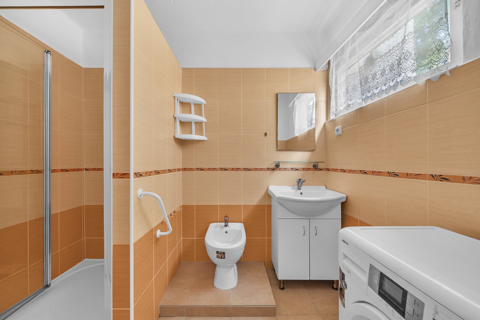 Prodej rodinného domu 159 m² – pohled 6