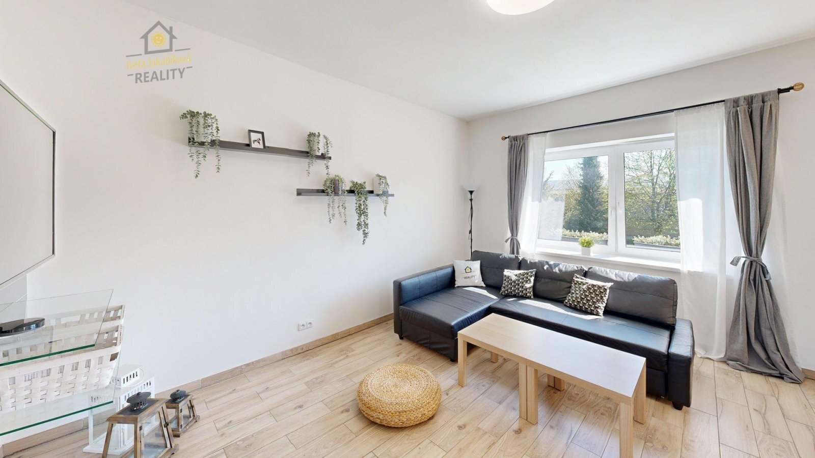 Jivina-byt-prizemi--Living-Room 2.jpg
