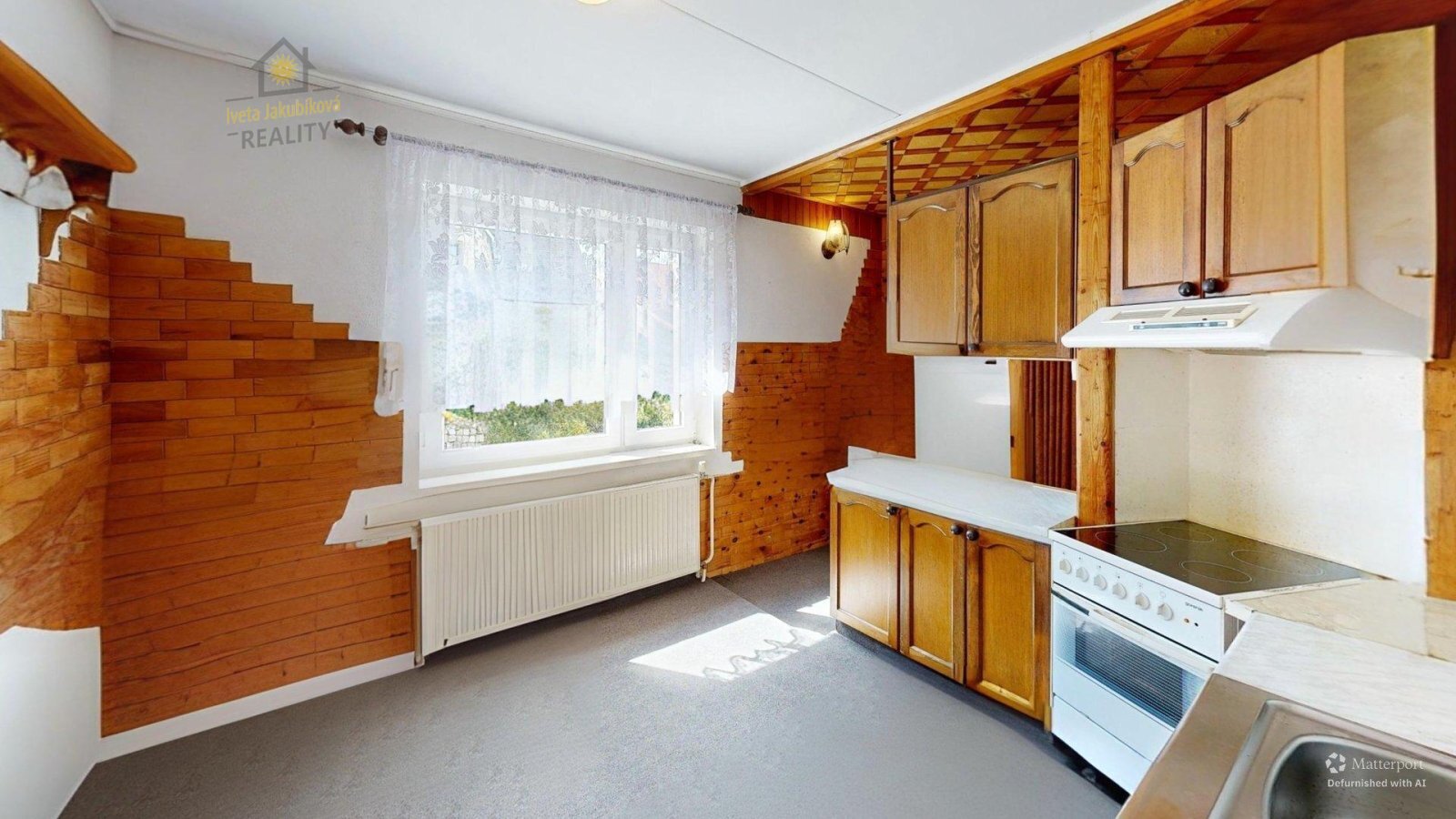 Tanvald-Kitchen-Defurnished 2.jpg