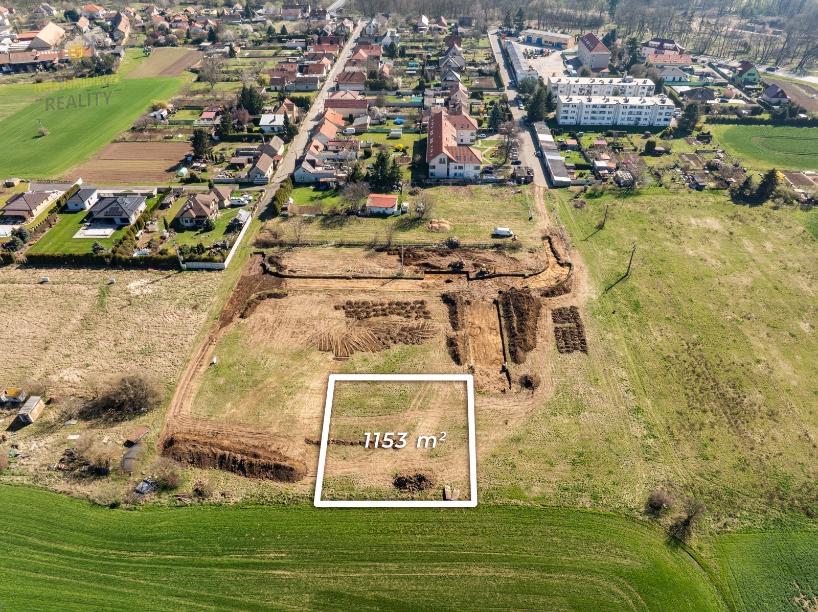 Brozanky-09-vyznačení pozemku 253x86.jpg