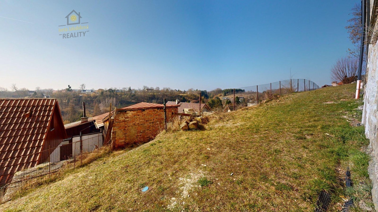 Klaster-Mnichovo-Hradiste-Balcony 1.jpg