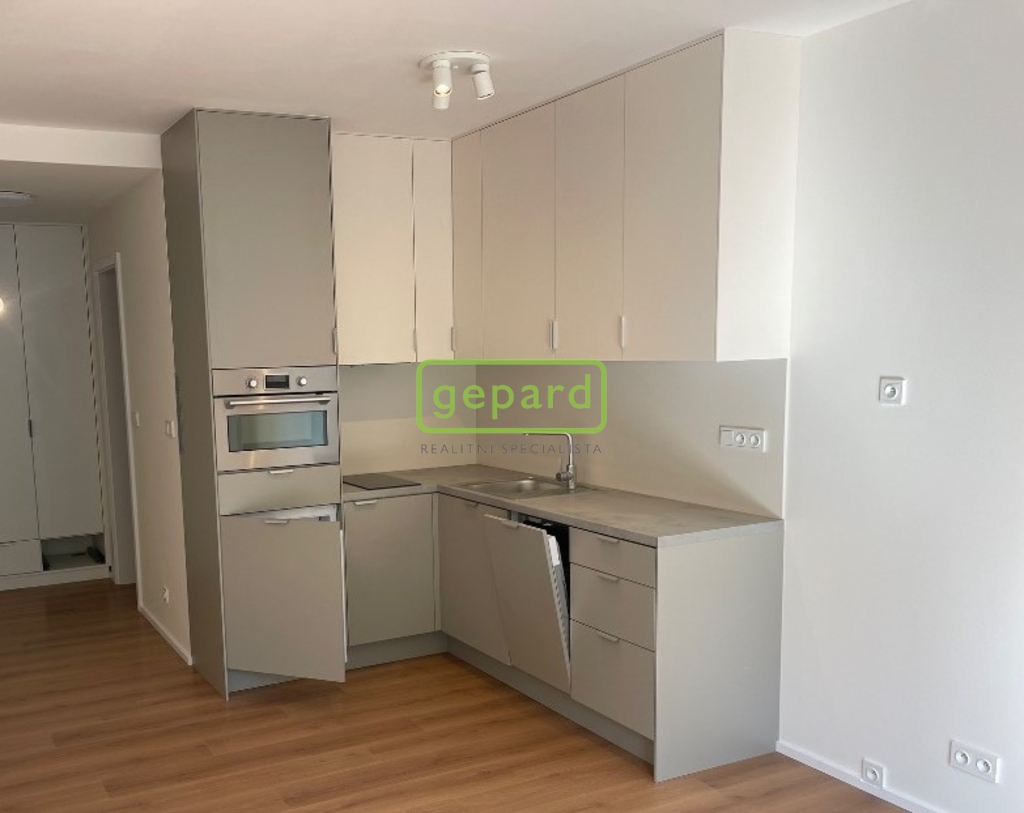 detauil kuch.  linky