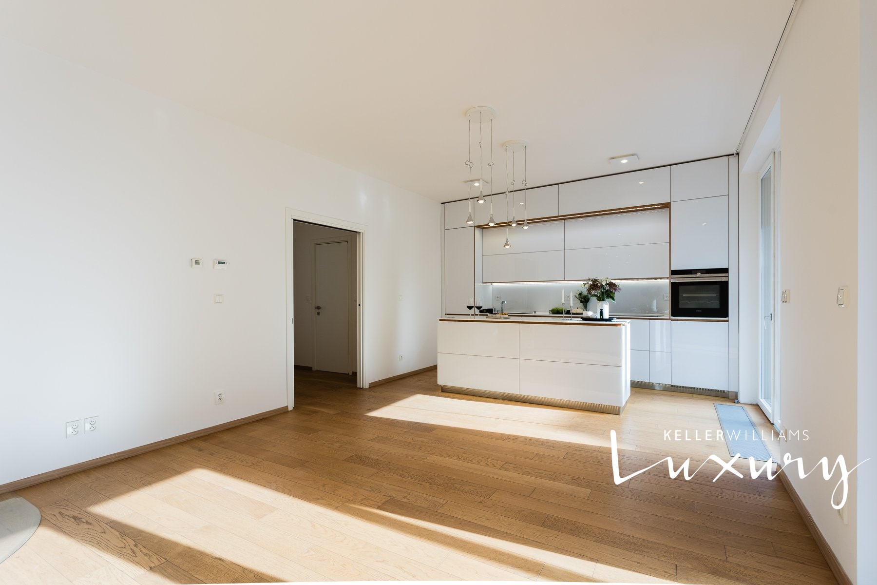 Obývací pokoj s kuchyní