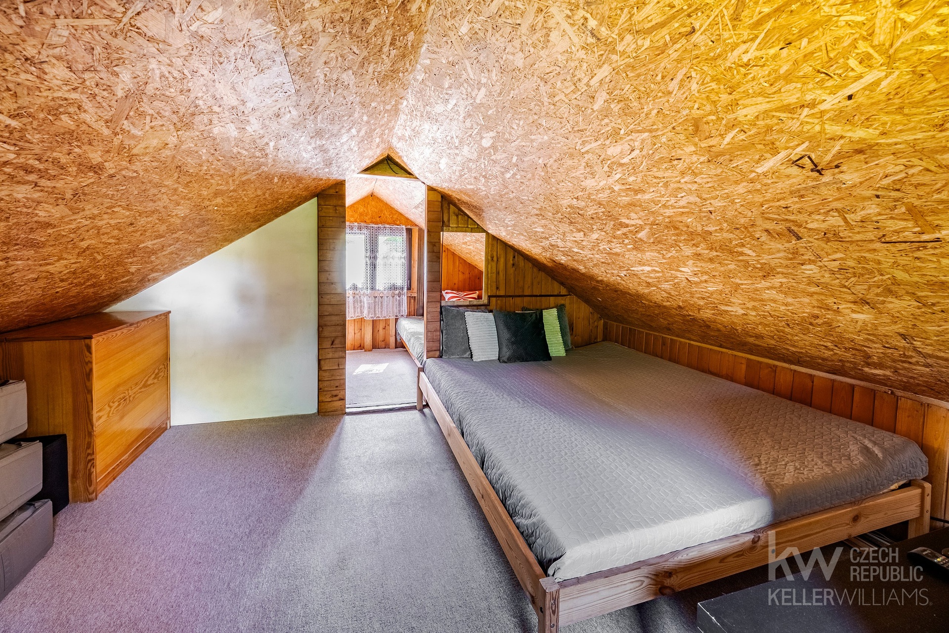 P1879088-HDR-Edit