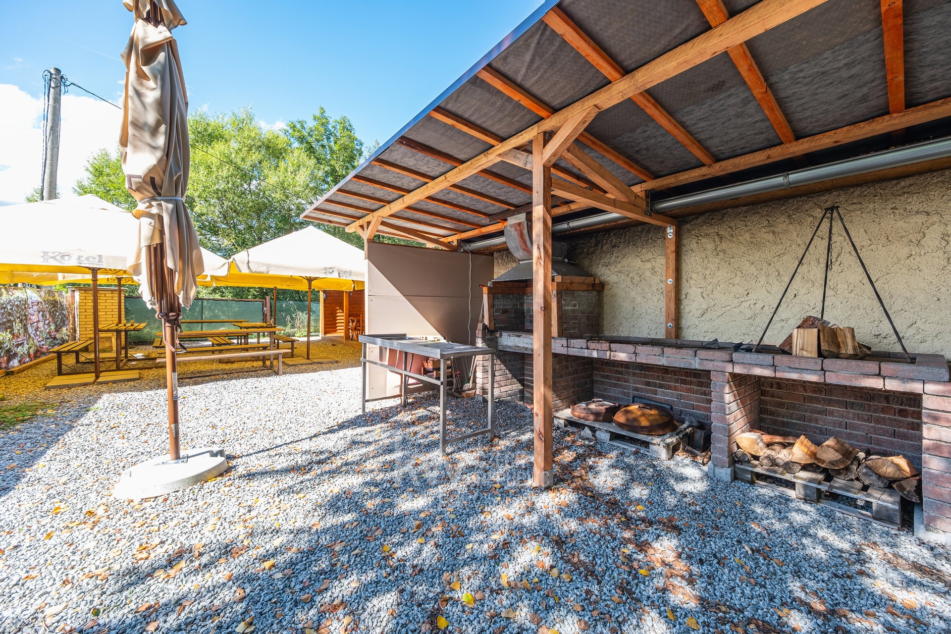 restaurace Psáry-Dolní Jirčany-pozemek k občanském