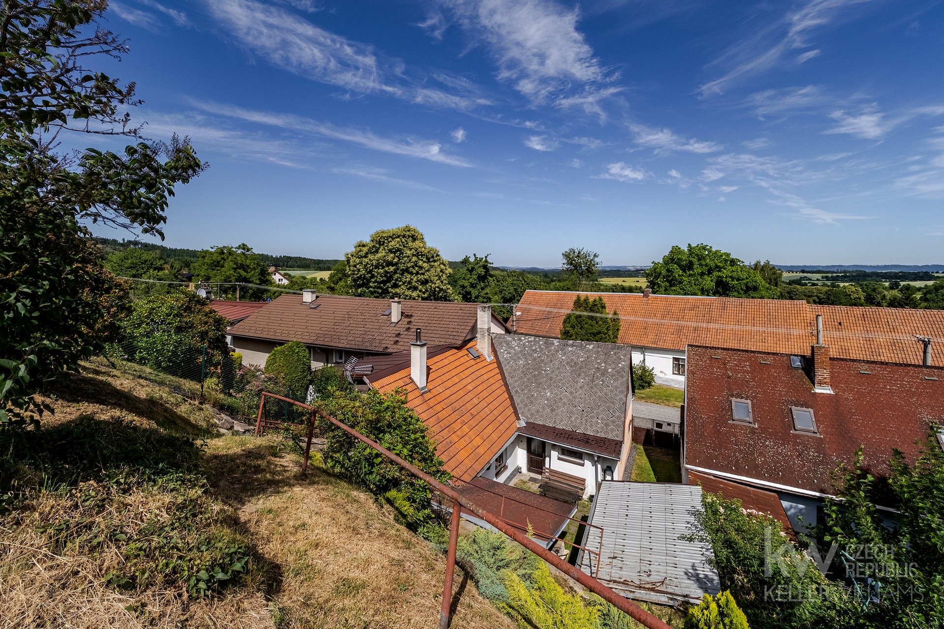 P2057595-HDR