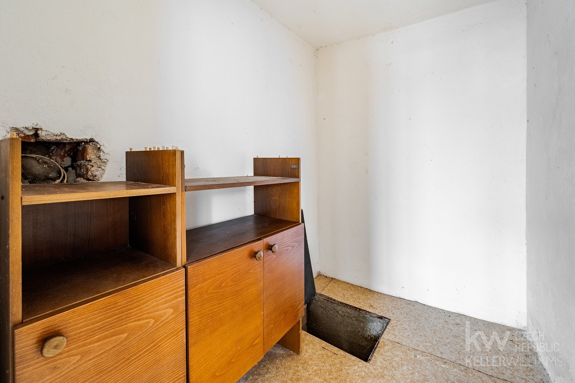P1813346-HDR