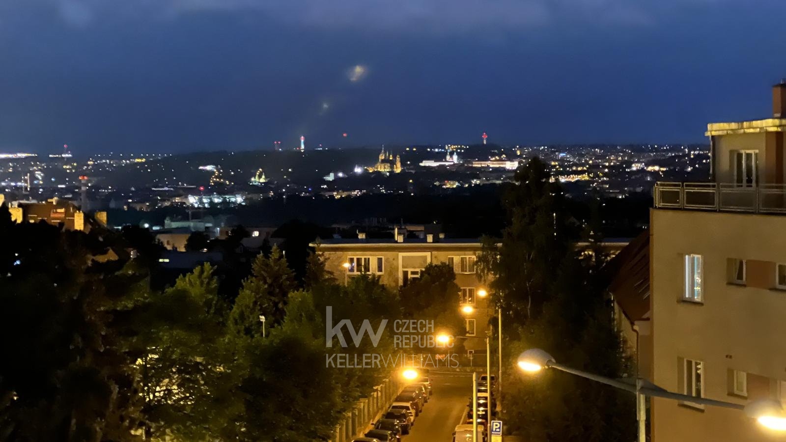 Byt 2+1, ul. Kobyliské náměstí - Vrzáková & Bo