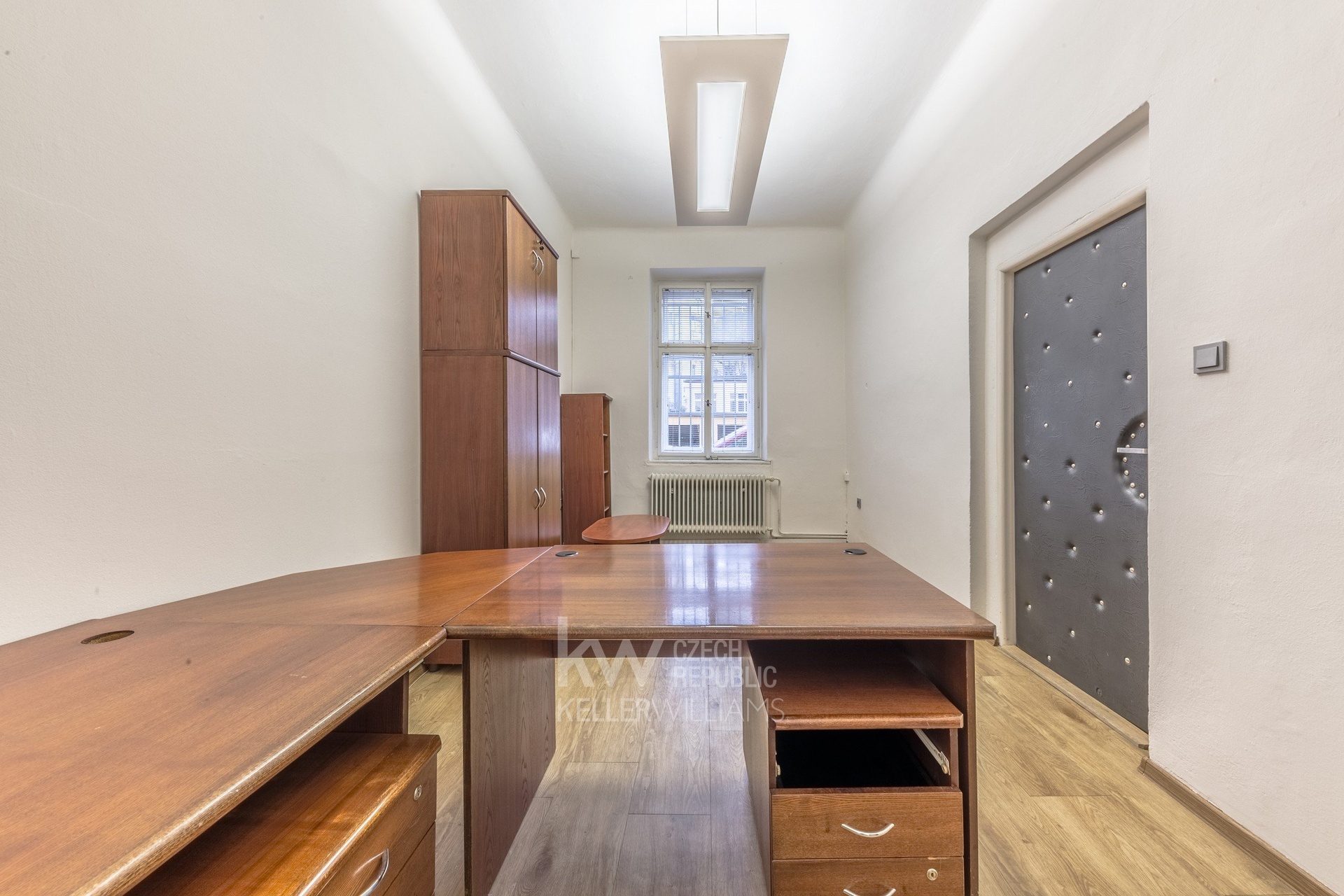 přízemí-kancelář č.1
