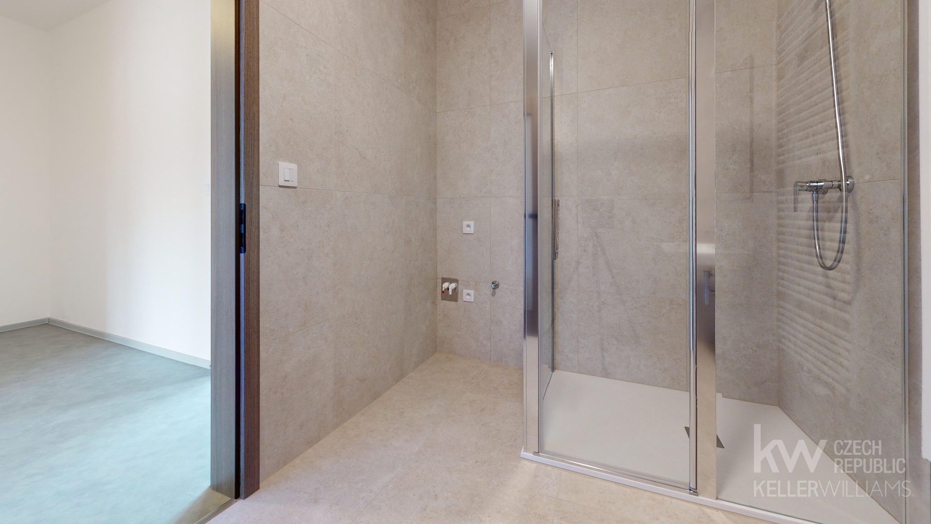 Pronajem-2kk-Tabor-Mesice--Bathroom