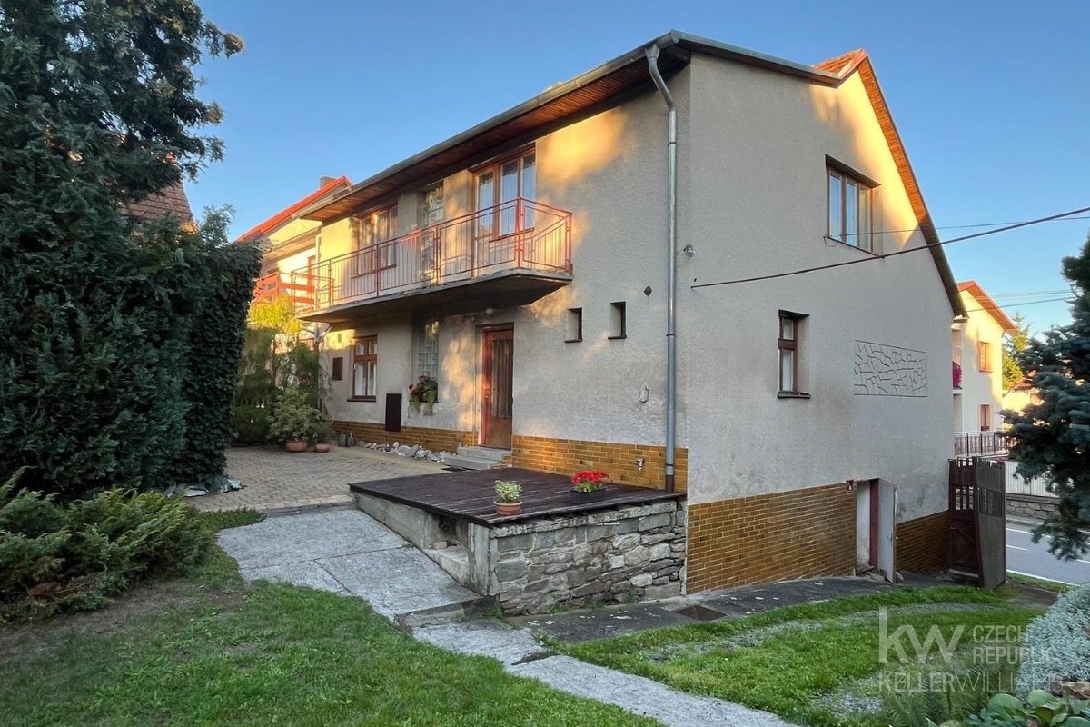 prodej rodinný dům Hořejník Andrea Kohoutová maklé