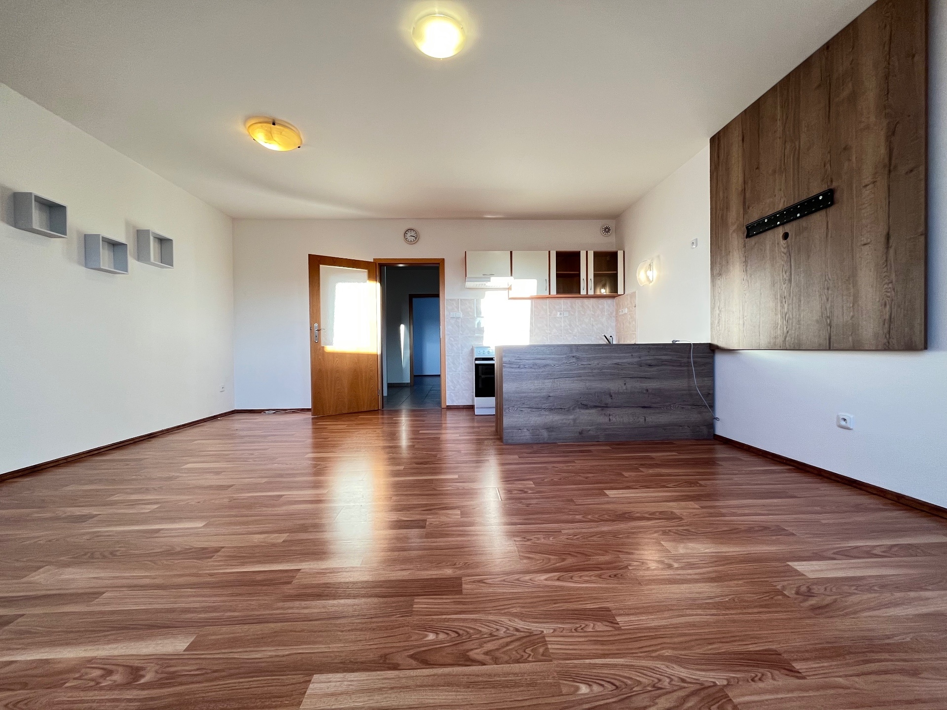 Obývací pokoj s kuchyní