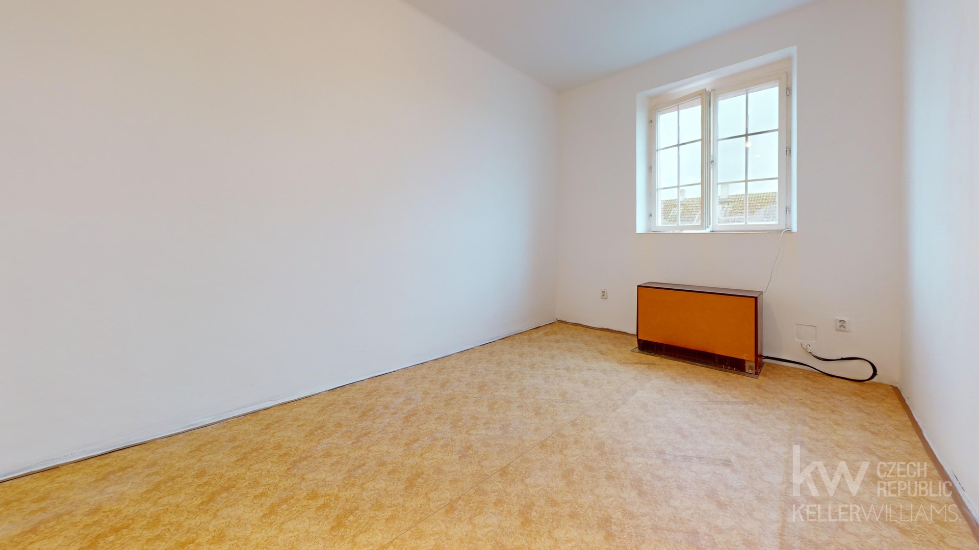 8. Pronajem-2kk-9-Kvetna-Tabor-Bedroom