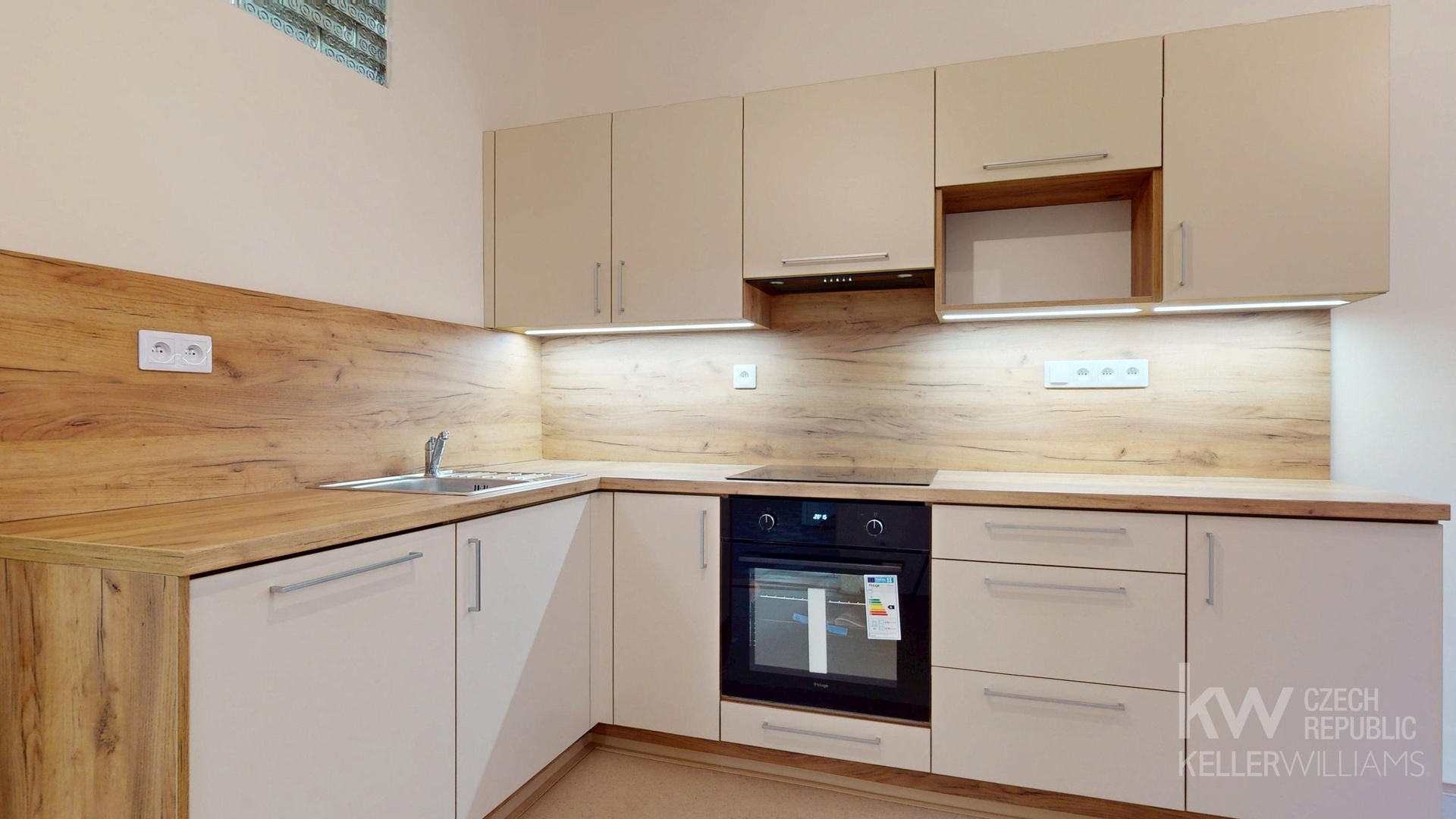 2. Pronajem-41-Nedbalova-Tabor-10272025_141906