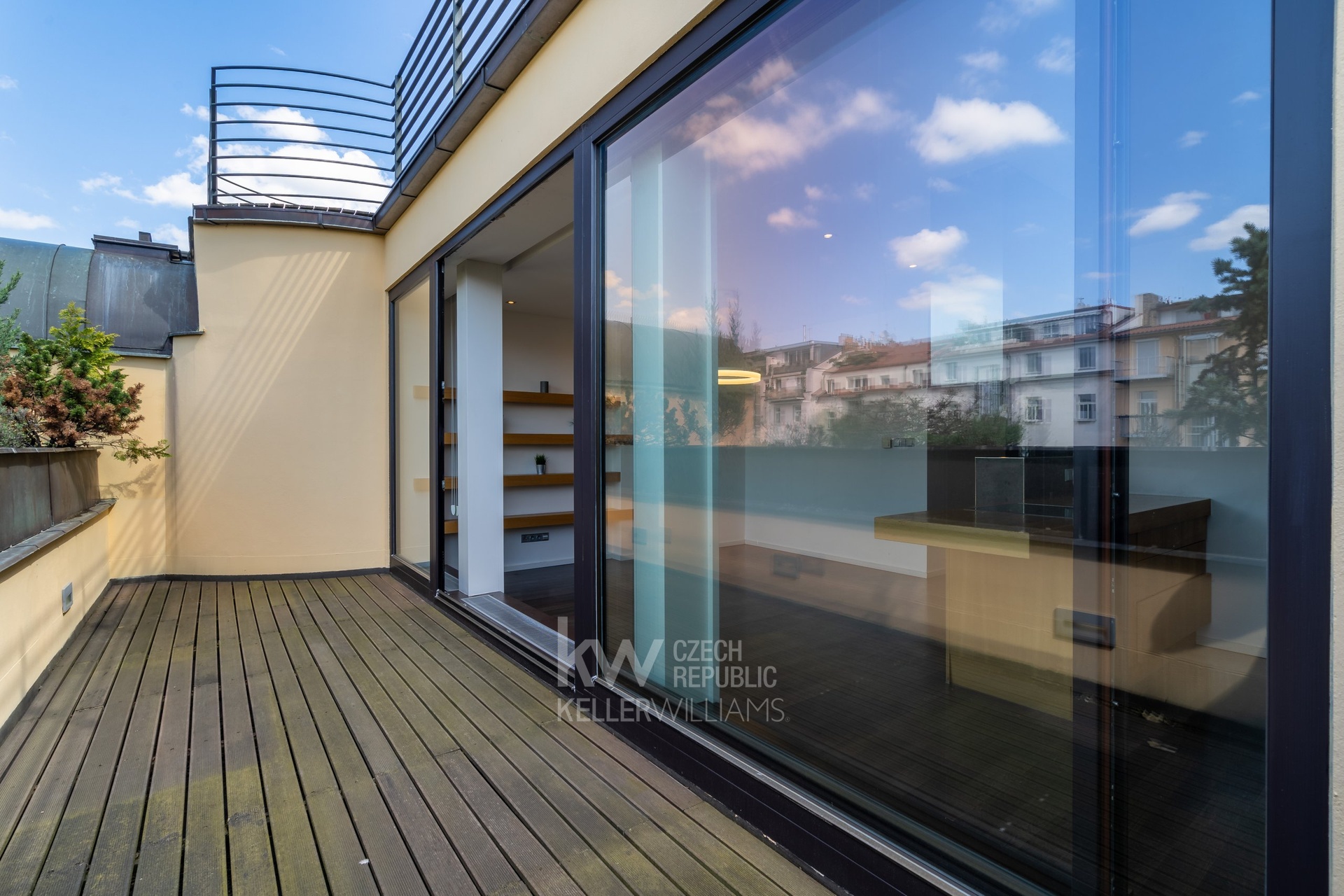 Byt 5+1, ul. Kodaňská - Vrzáková & Boháč