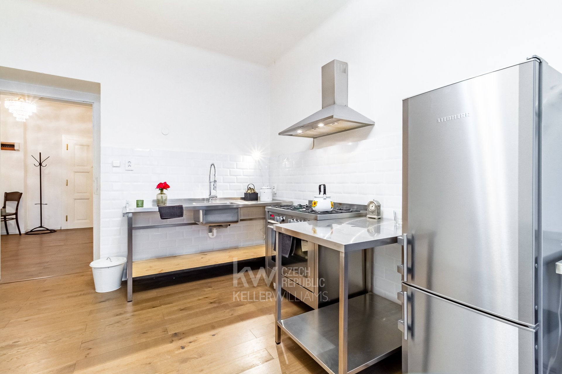 Byt 3+1, ul. Národní obrany - Vrzáková & Boháč