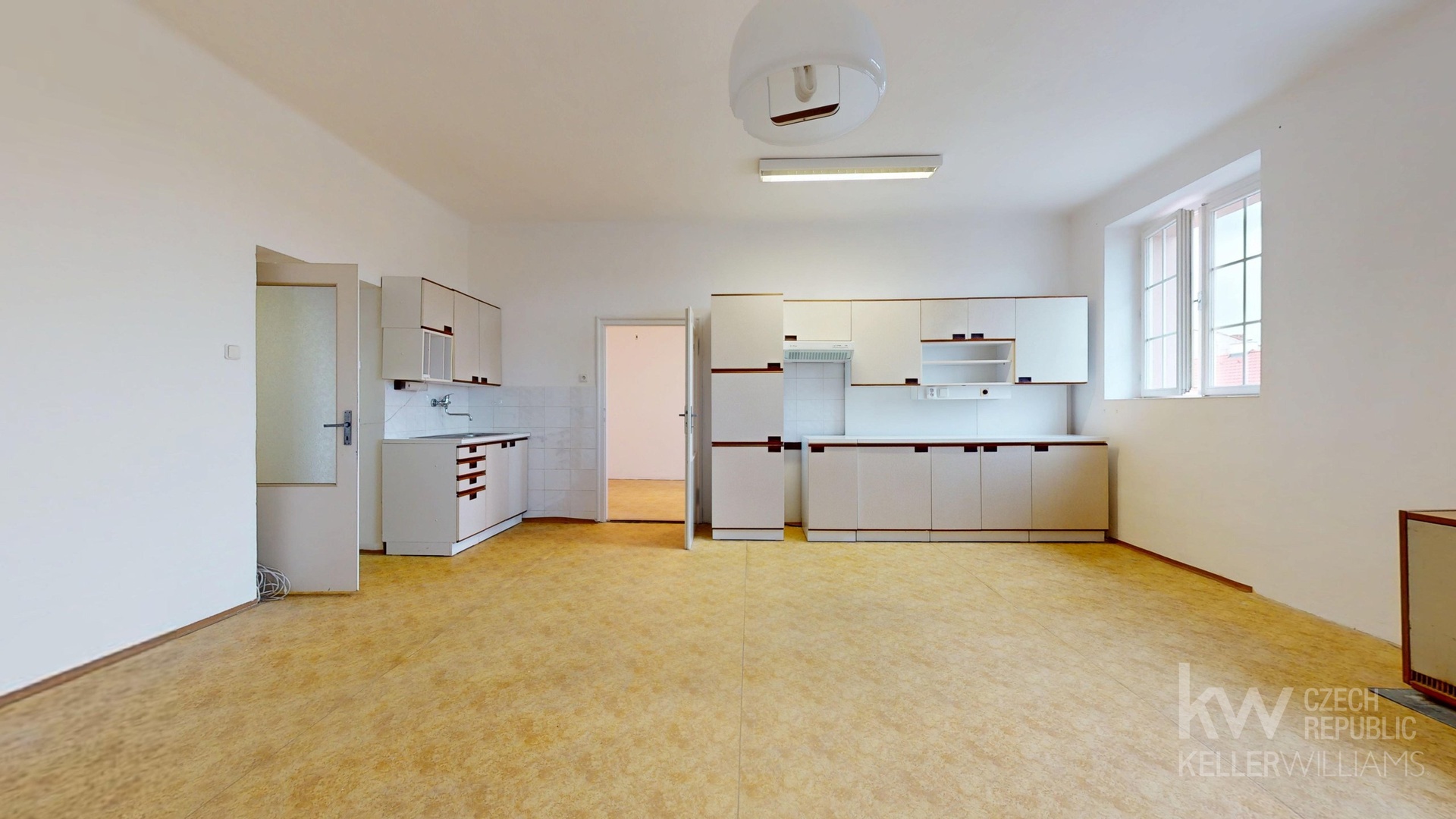 3. Pronajem-2kk-9-Kvetna-Tabor-07082025_170745