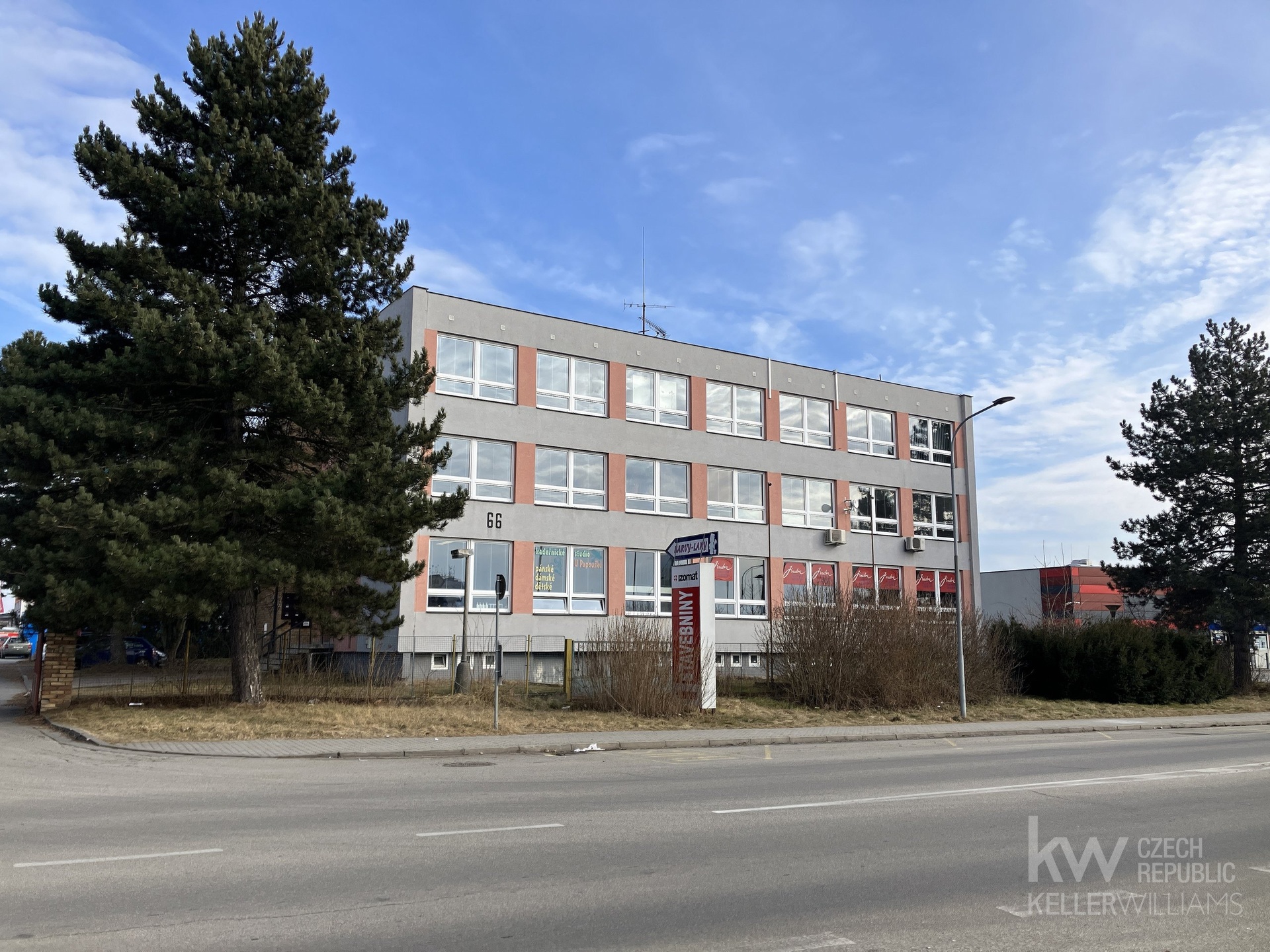 Administrativní budova