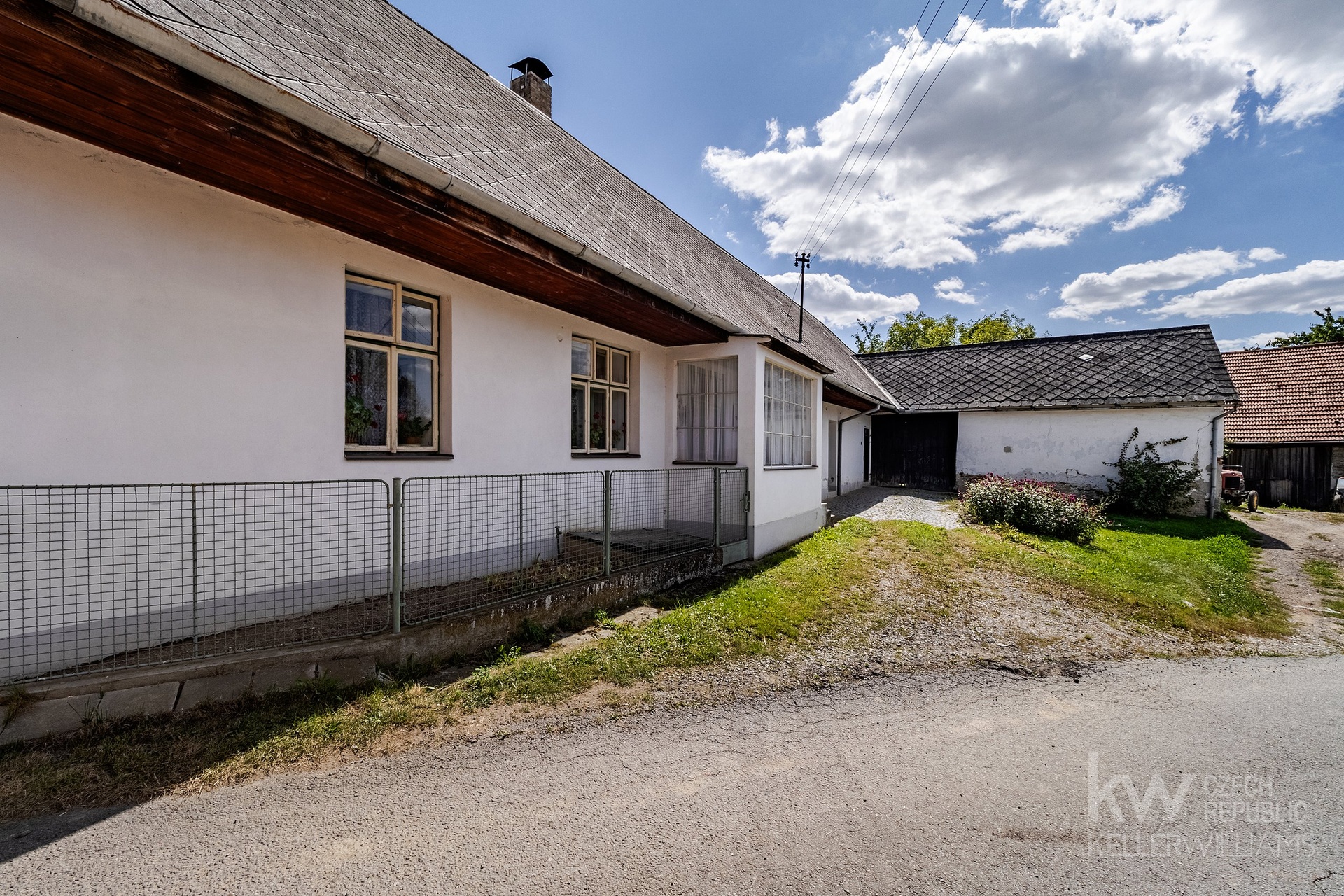 P2191948-HDR