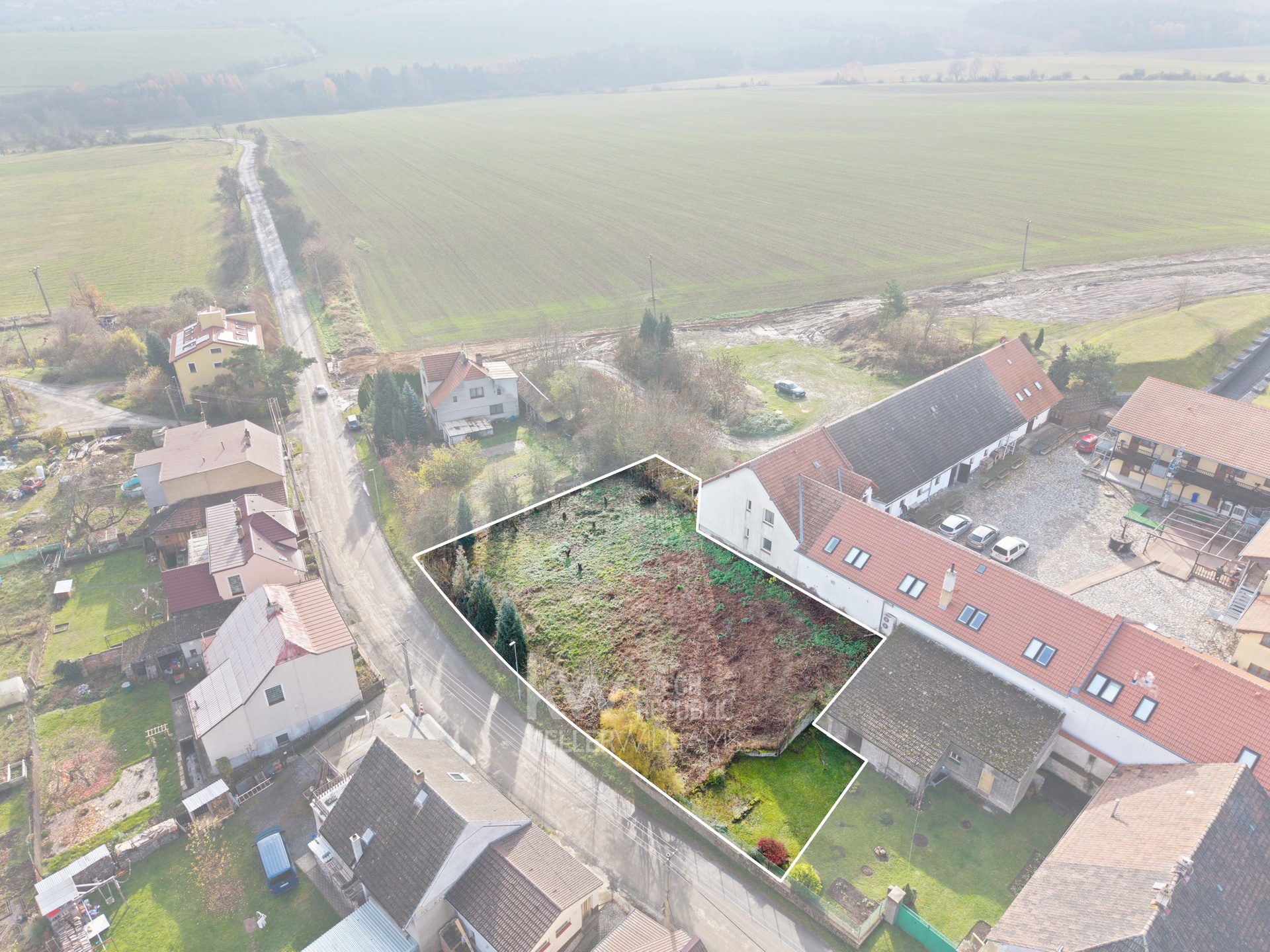 Vymezení pozemku - pohled směrem na Křivoklátsko