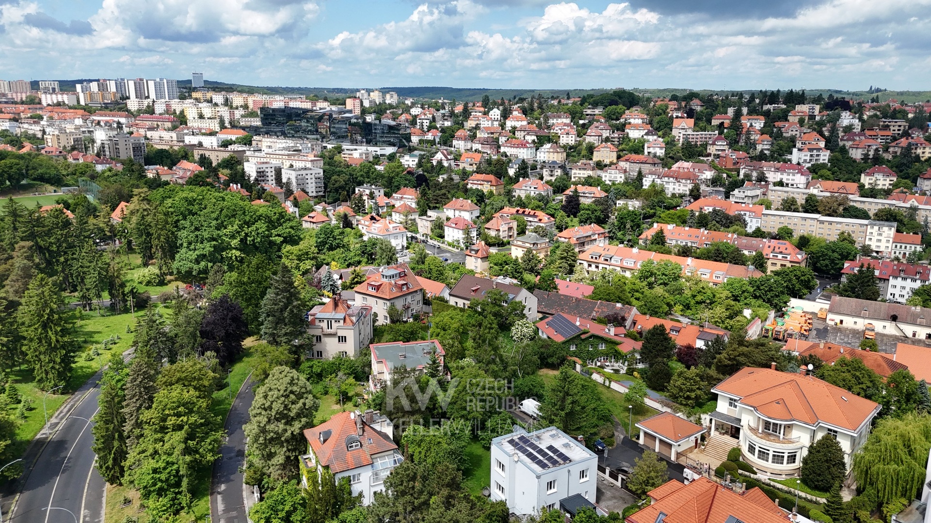dji_fly_20250526_120646_0034_1748320075085_photo