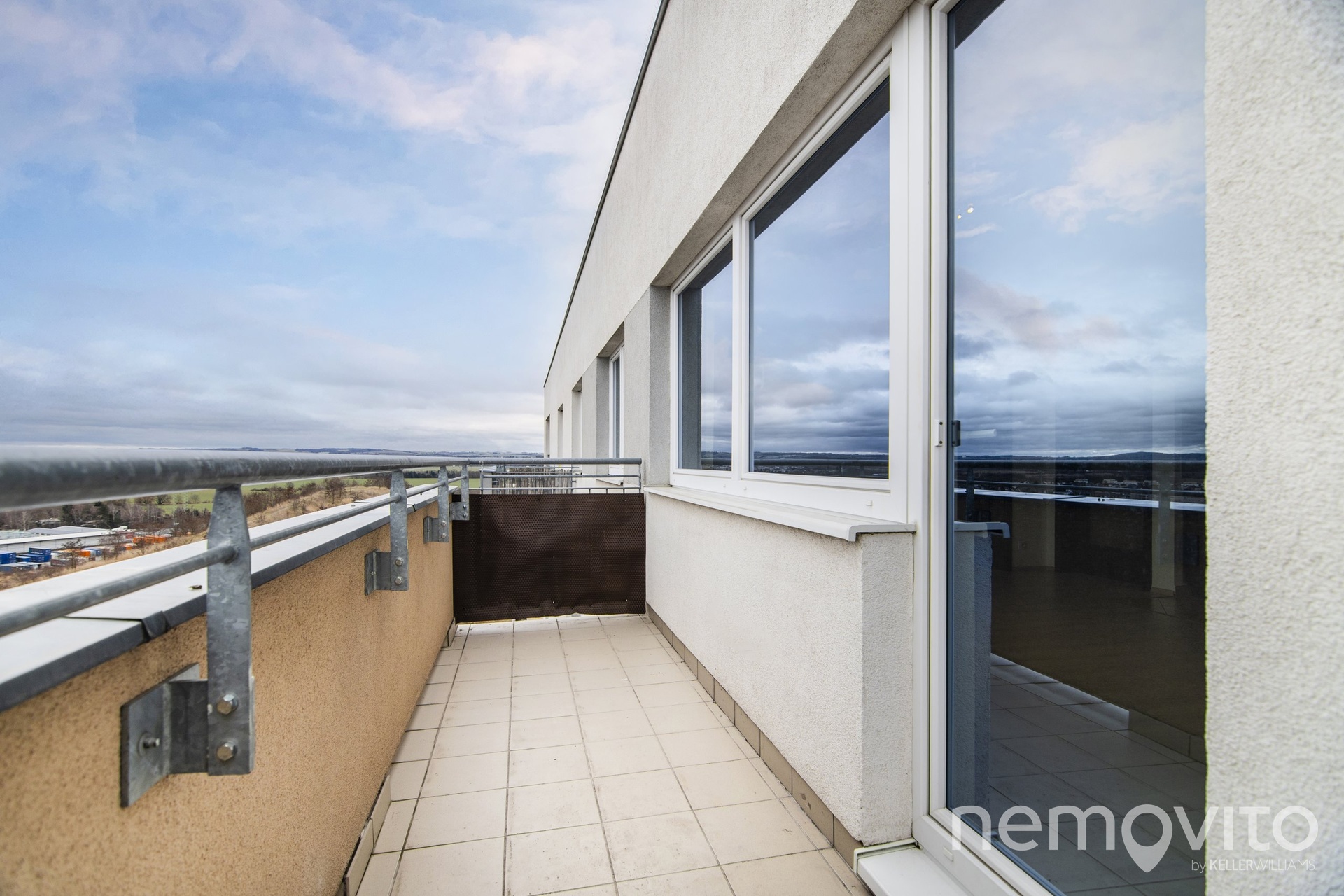 #pronájem #byt #2+kk #HorníMěcholupy