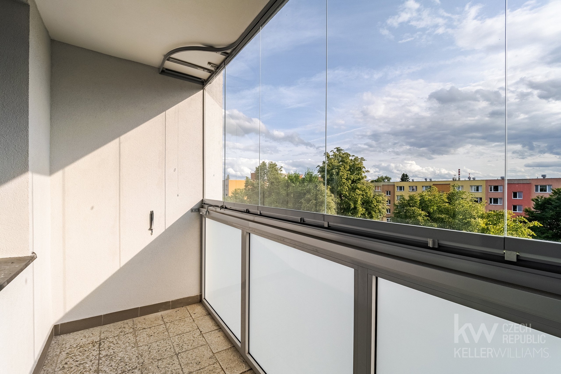 P1946644-HDR