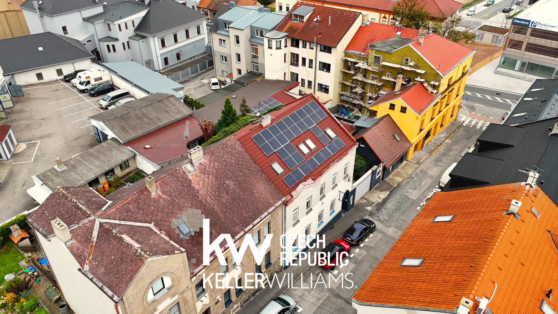 dji_fly_20250923_105200_0077_1758649840149_photo