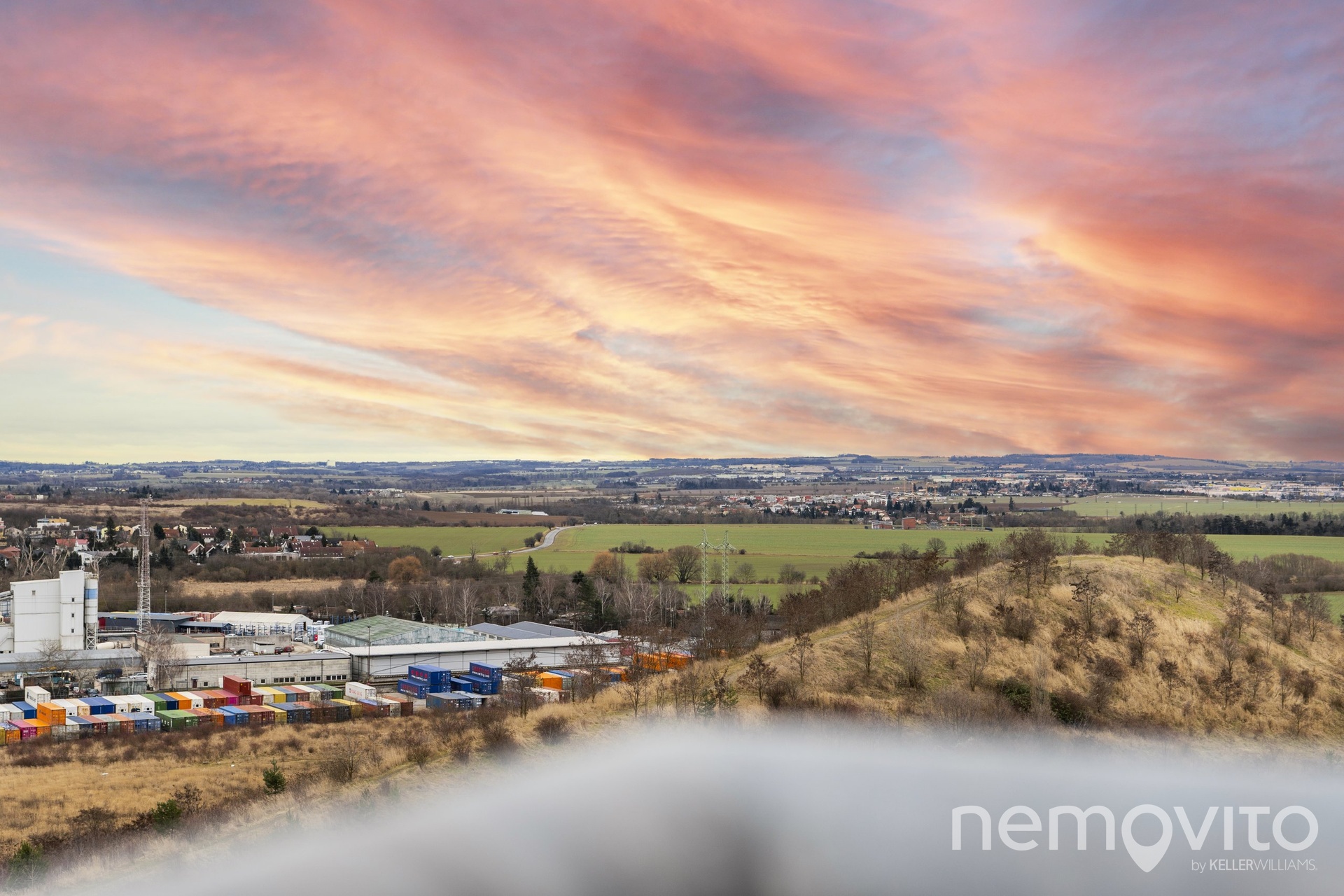 #pronájem #byt #2+kk #HorníMěcholupy