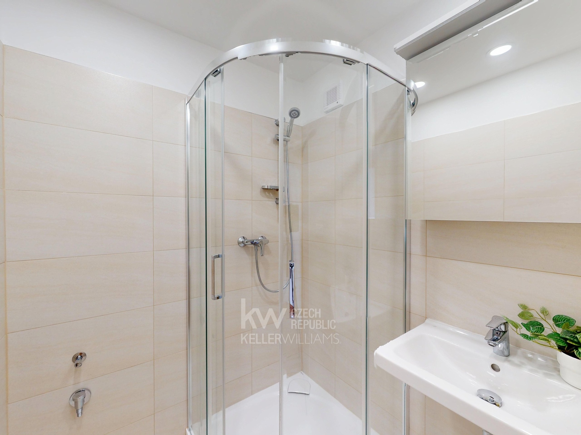 Annelie-Krenicka-10172025_184541