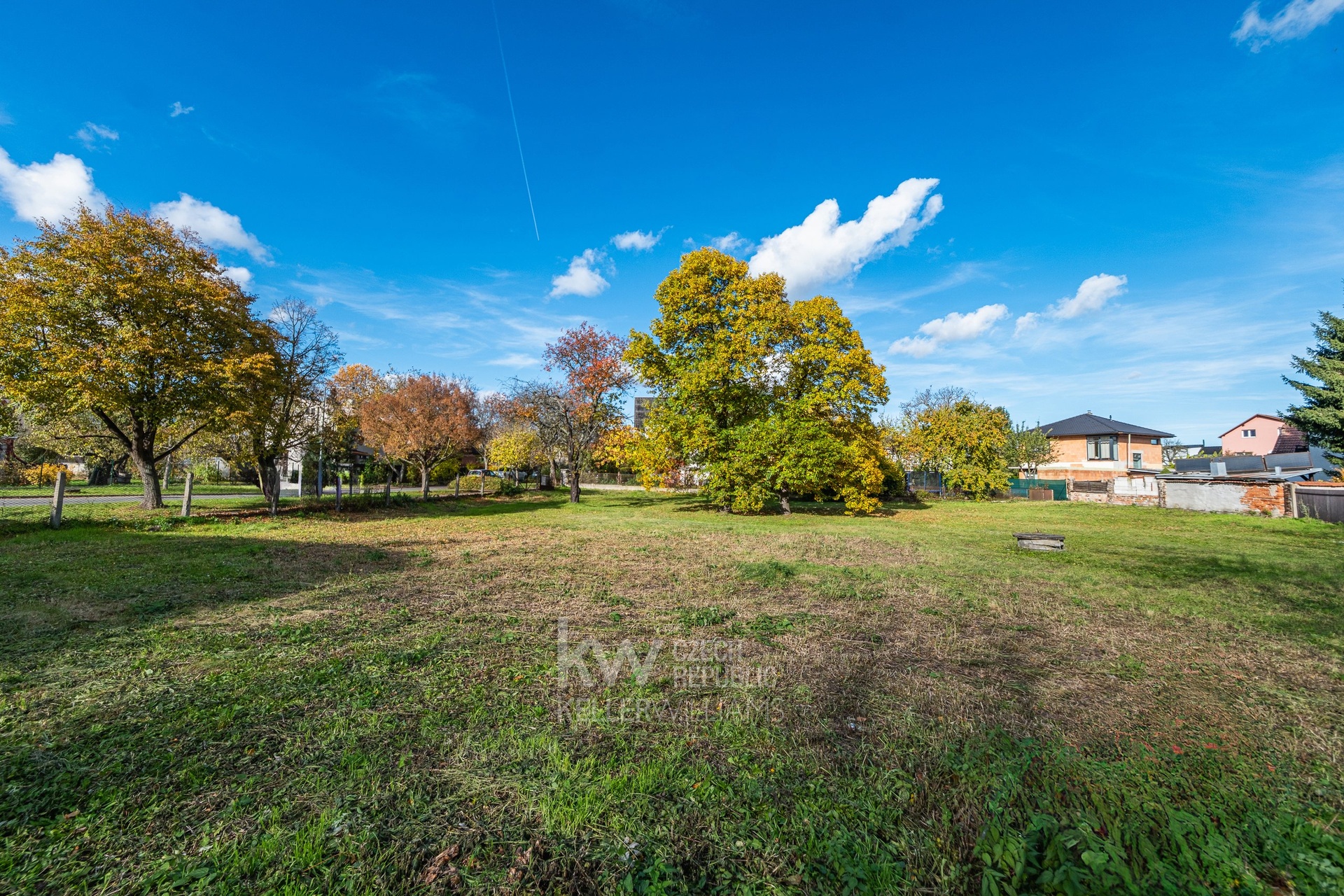 pozemek na bydleni? Kbely_73
