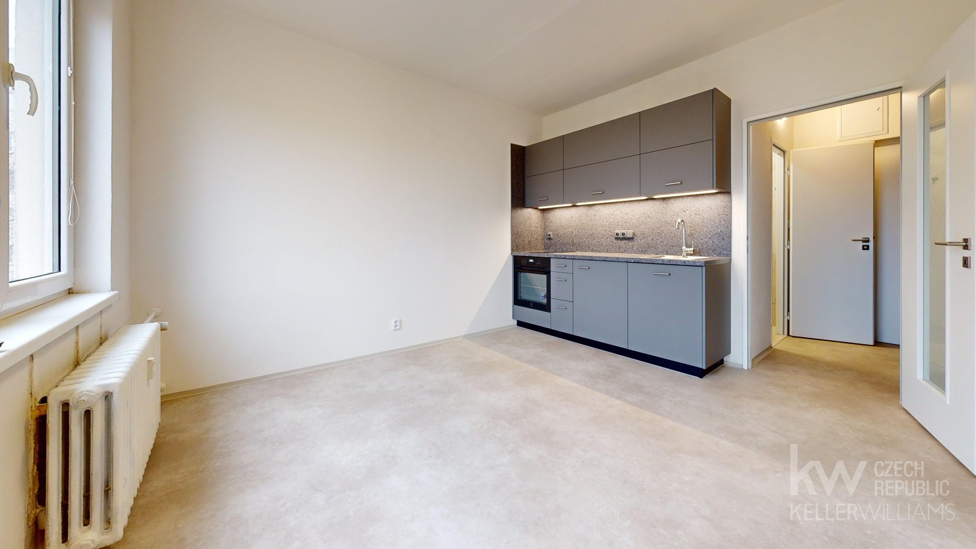 3. Pronajem-11-Nachodska-Tabor-Bedroom 1