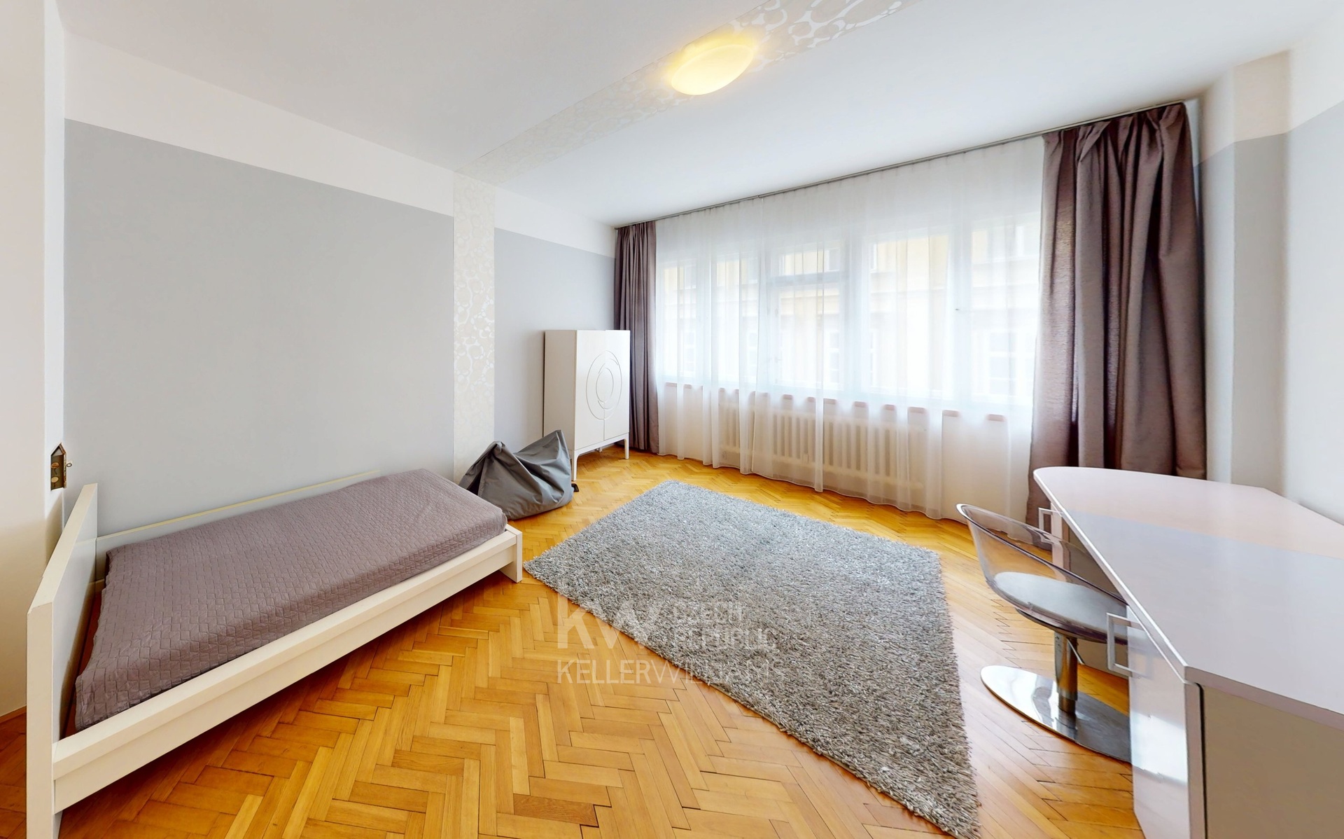 Ložnice/ Bedroom
