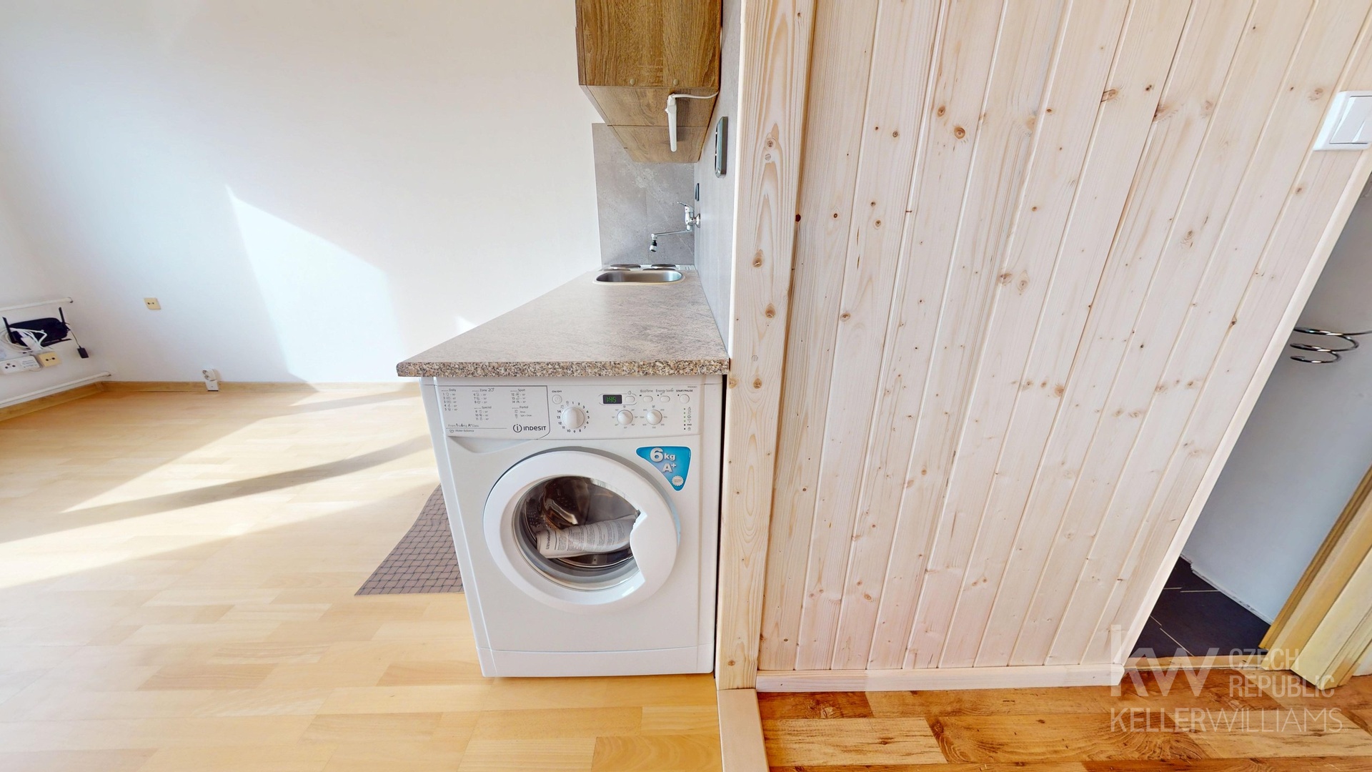 7. Pronajem-1kk-Buzulucka-Tabor-03092026_102703