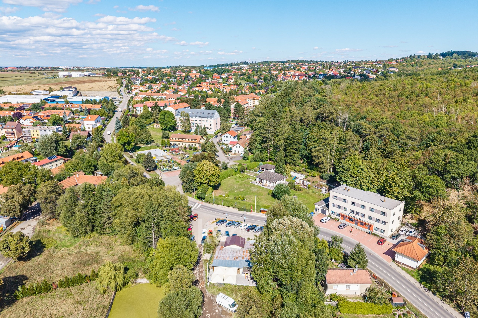 restaurace Psáry-Dolní Jirčany-pozemek k občanském