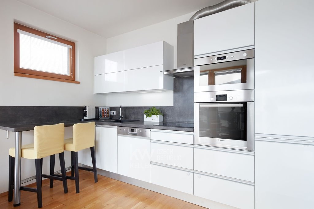 Kuchyne? vybavená spotřebiči