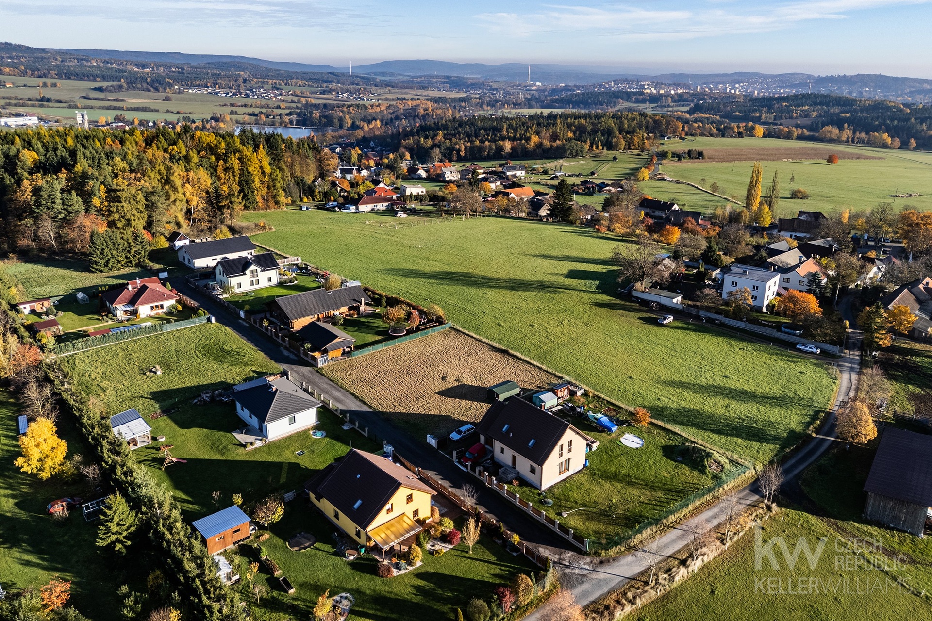 DJI_20251101083100_0254_D-HDR