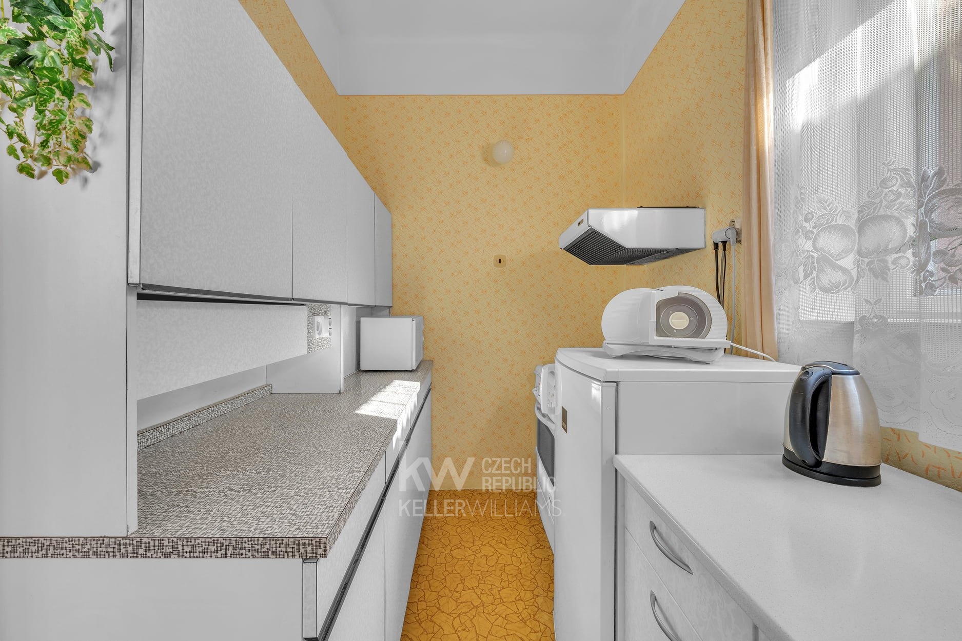 277221652_998693994355260_1918725642556202886_n