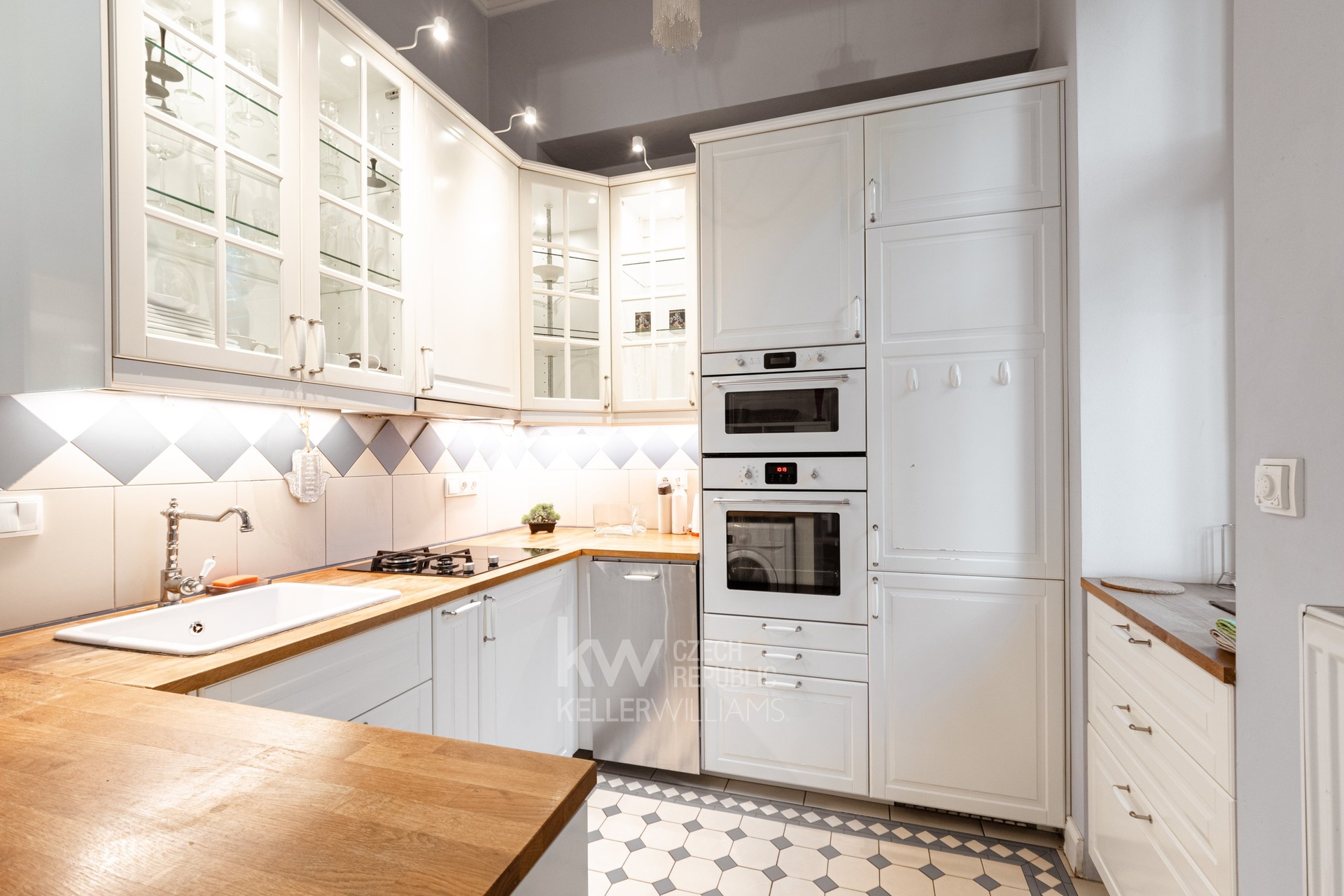 HUD_1820-38-HDR