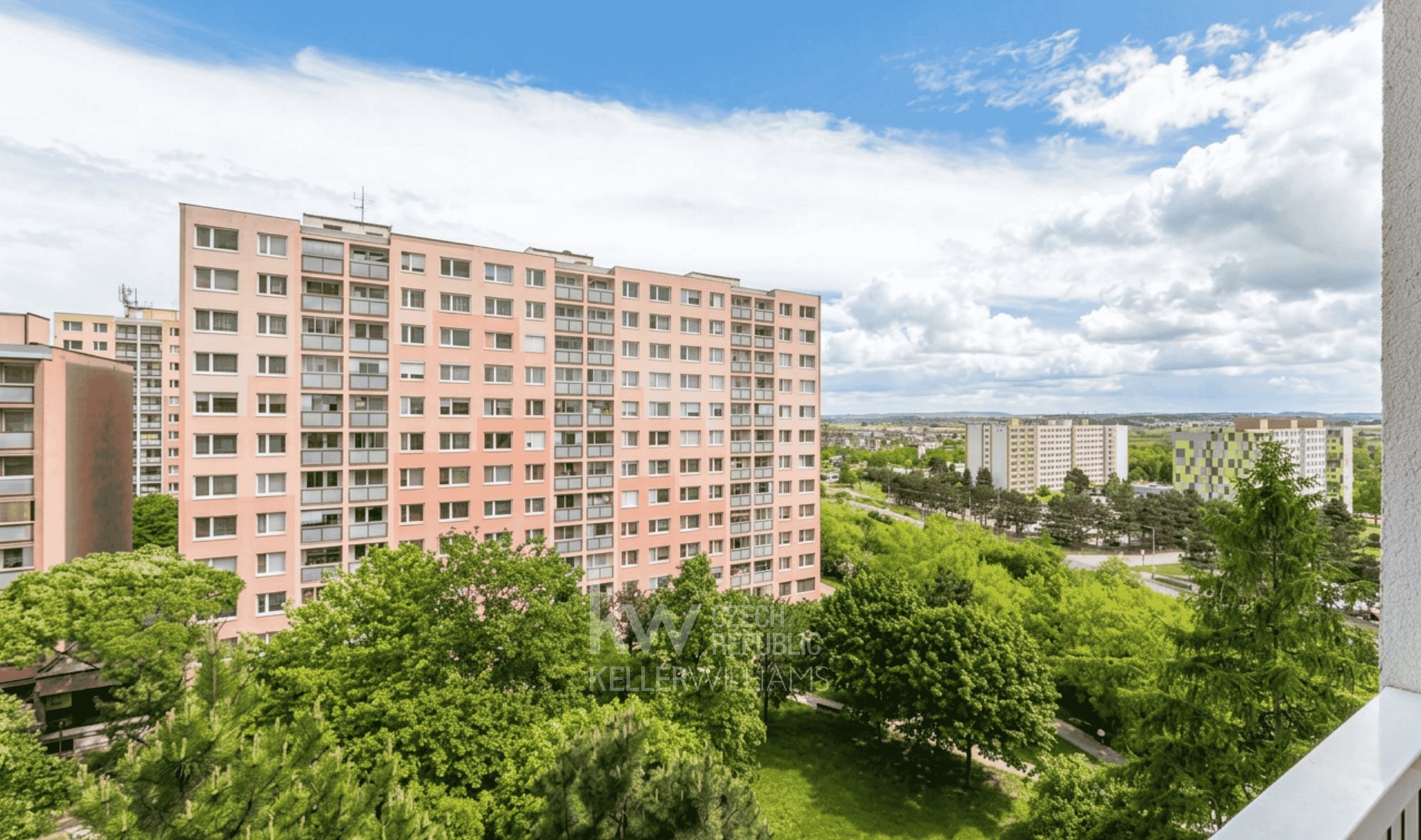 High Quality Real Estate Photo (1)