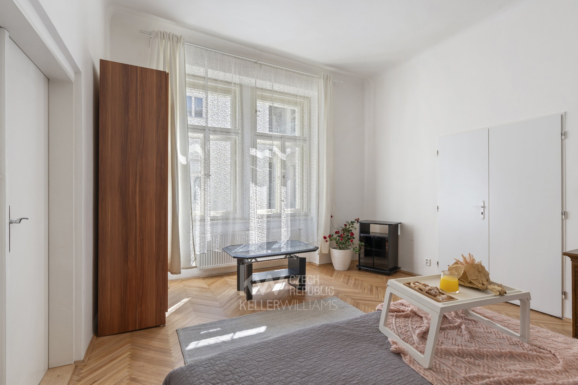 LOŽNICE 2/BEDROOM 2