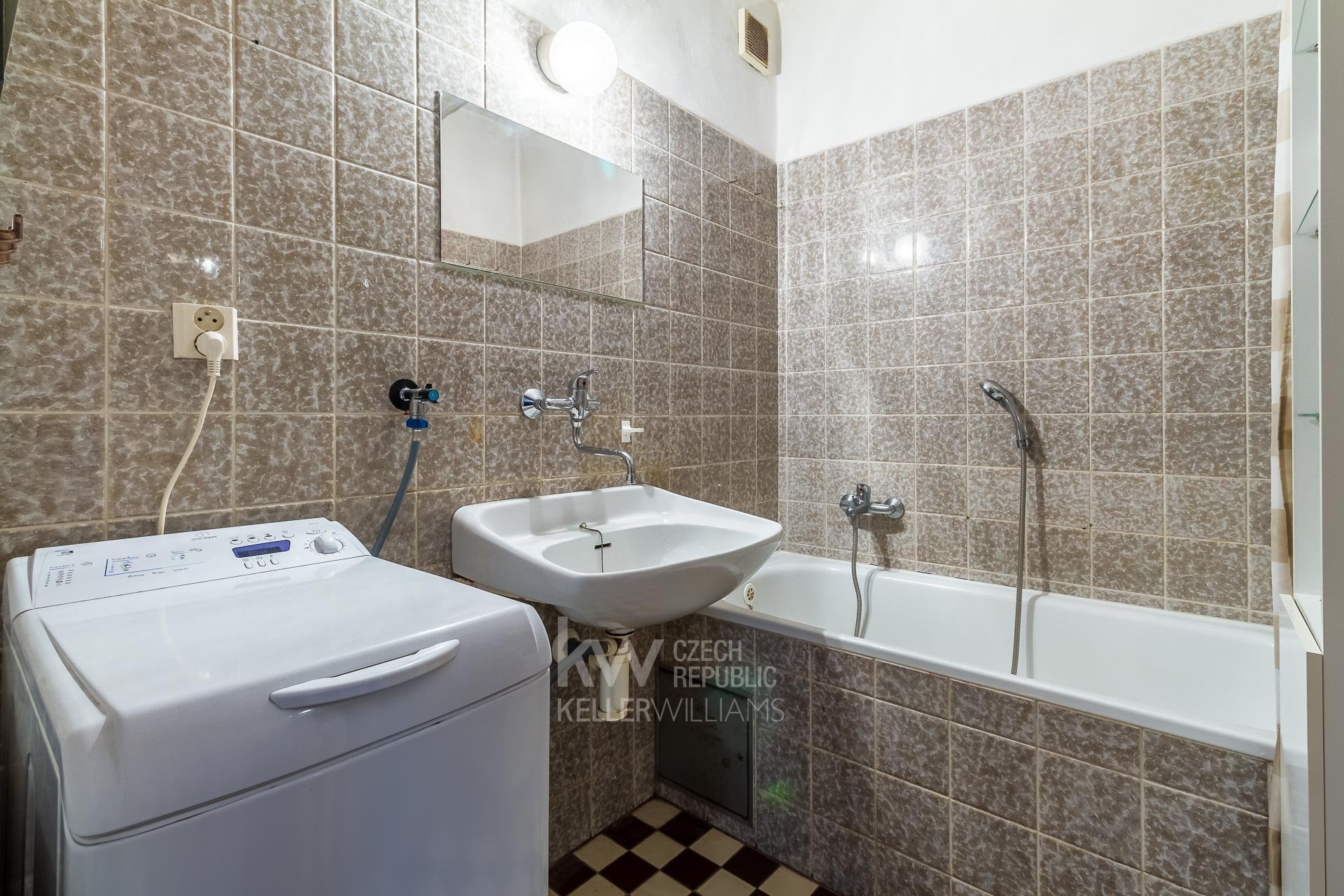 Byt 2+kk, ul. Krupská - Vrzáková & Boháč