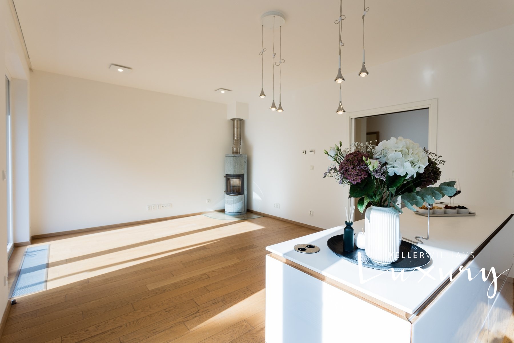 Obývací pokoj s kuchyní