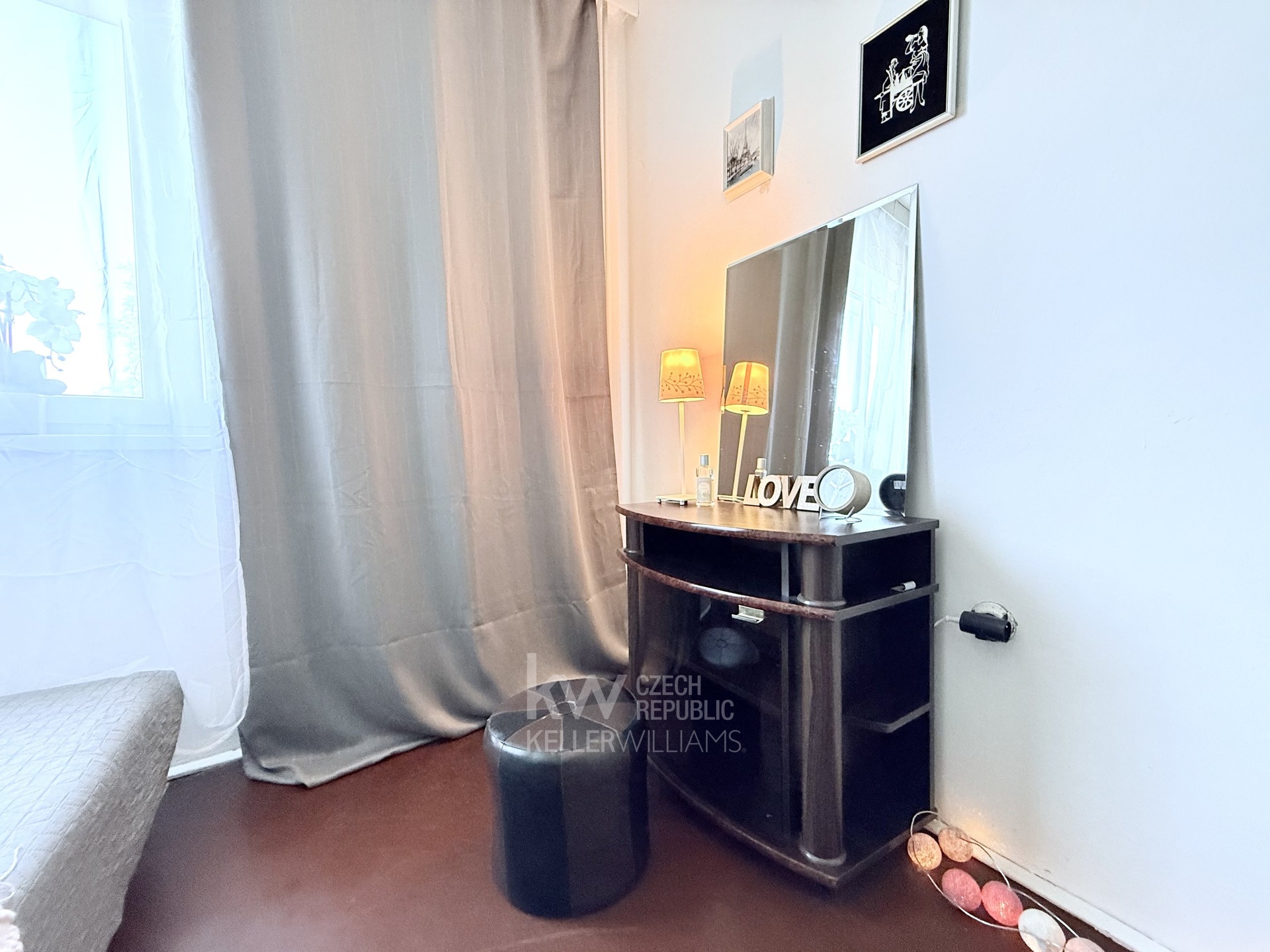 Bedroom2